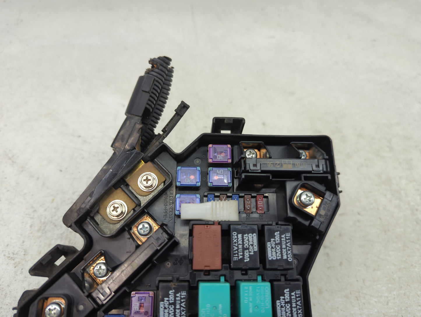 2007-2011 Honda Cr-V Fusebox Fuse Box Panel Relay Module P/N:SWA-0030 Fits Fits 2007 2008 2009 2010 2011 OEM Used Auto Parts