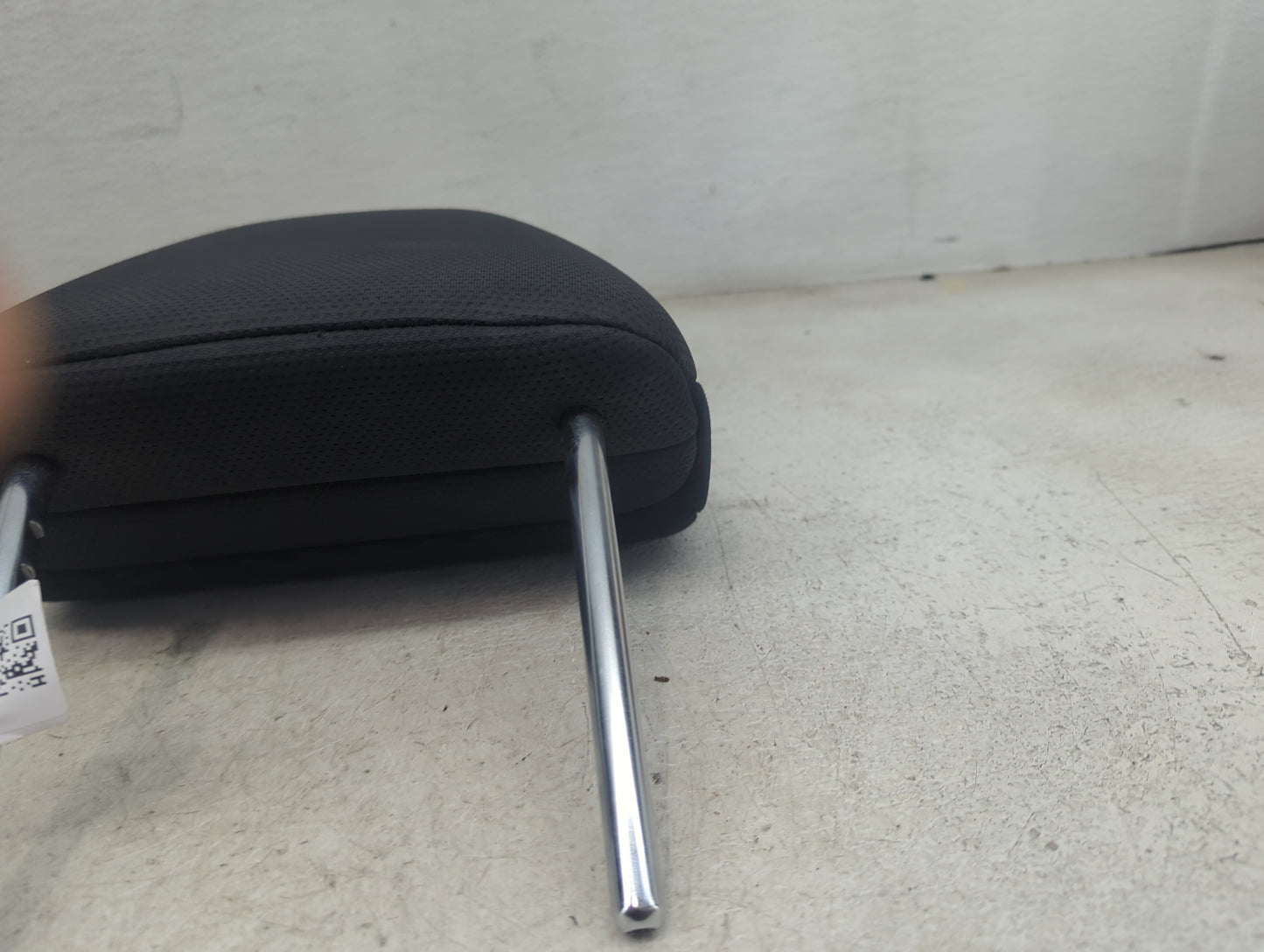 2008 Honda Cr-v Headrest Head Rest Front Driver Seat Black - Oemusedautoparts1.com
