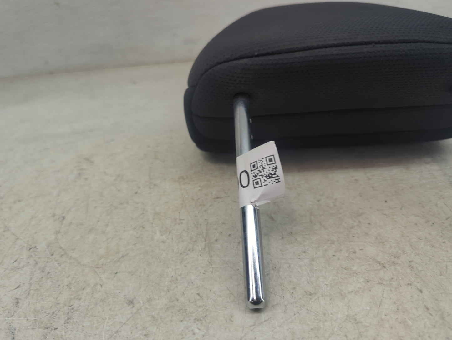 2008 Honda Cr-v Headrest Head Rest Front Driver Seat Black - Oemusedautoparts1.com