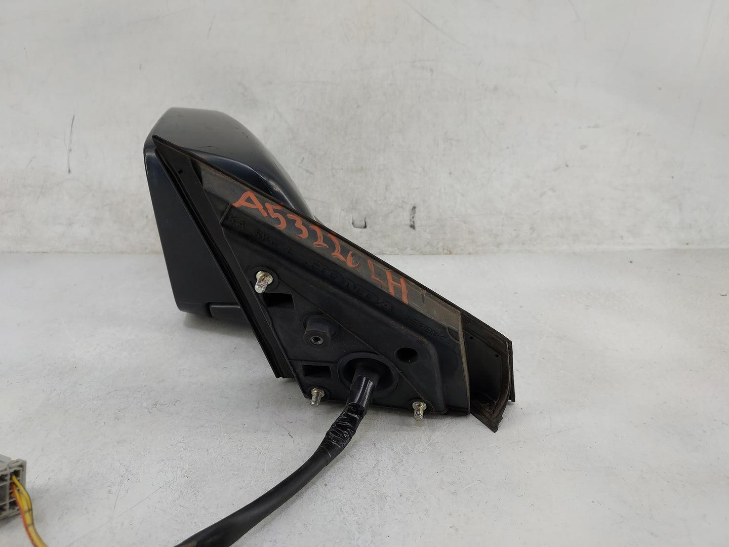 2007-2011 Honda Cr-V Driver Side View Mirror - Left Door Mirror OEM Used - Oemusedautoparts1.com