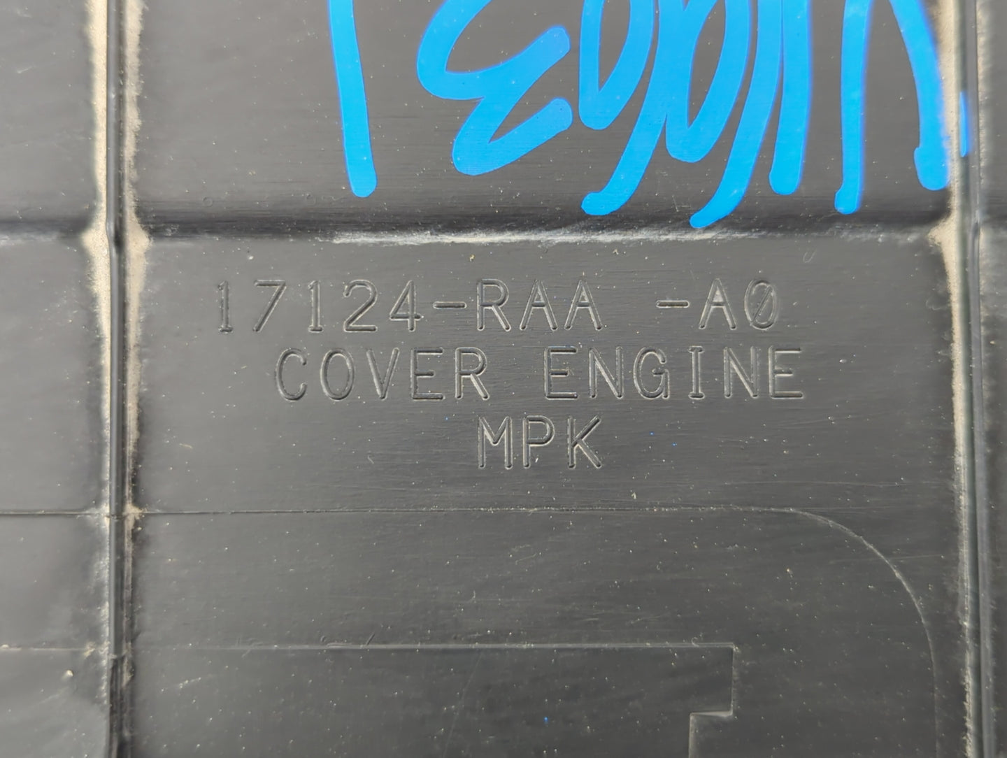 2008 Honda Cr-v Engine Cover - Oemusedautoparts1.com