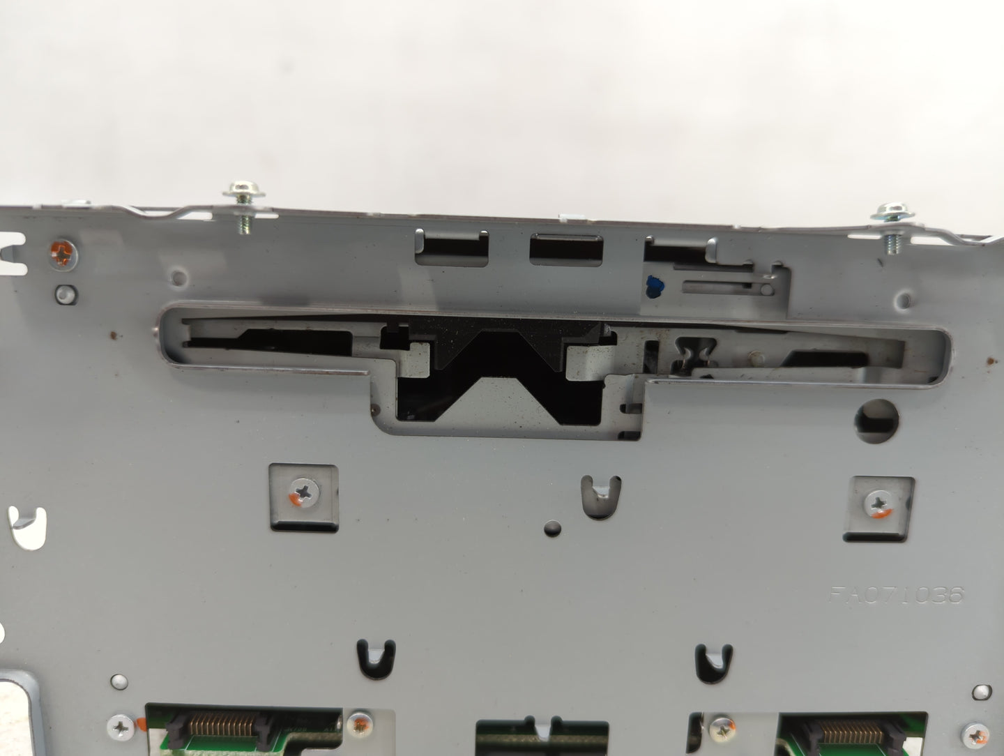 2008-2009 Honda Cr-v Am Fm Cd Player Radio Receiver - Oemusedautoparts1.com