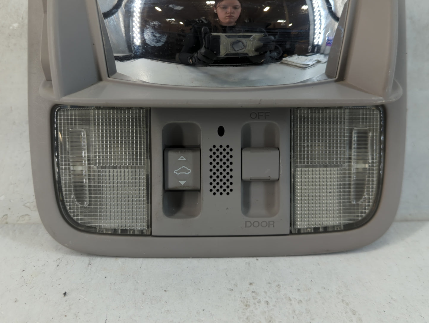 2007-2011 Honda Cr-v Overhead Roof Console 915976 - Oemusedautoparts1.com