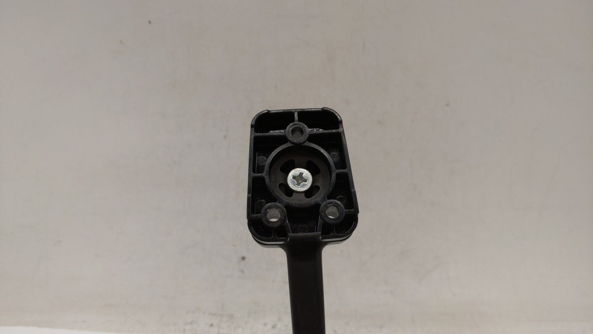 2007-2008 Honda Fit Interior Rear View Mirror Replacement OEM P/N:E6017013 Fits Fits 2007 2008 OEM Used Auto Parts - Oemused