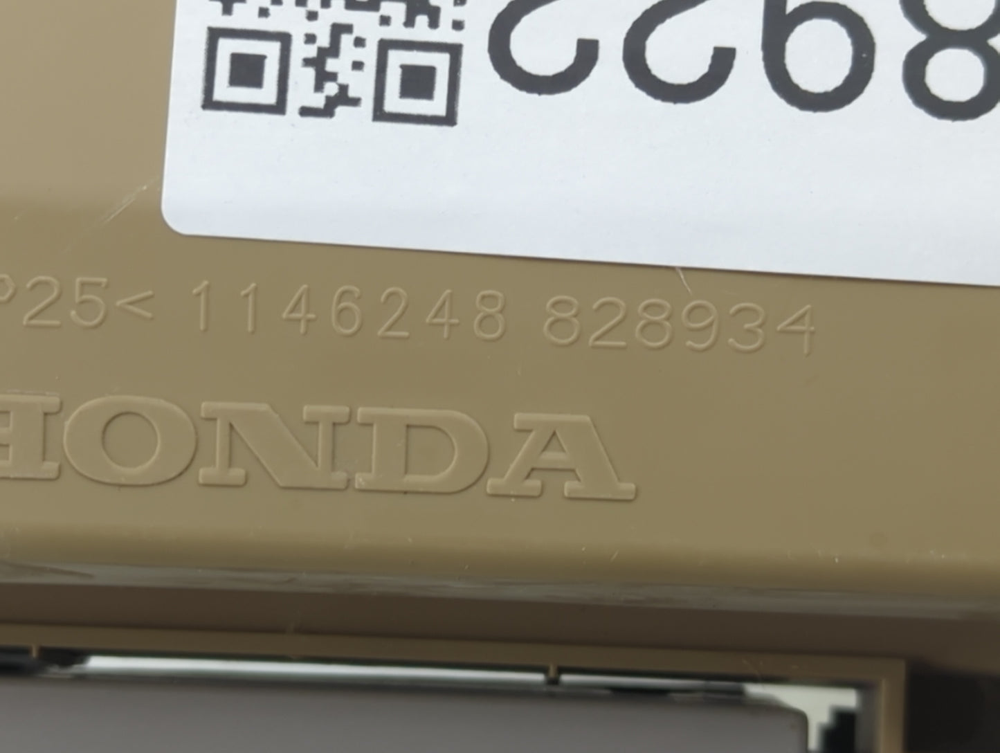 2008 Honda Odyssey Overhead Roof Console - Oemusedautoparts1.com
