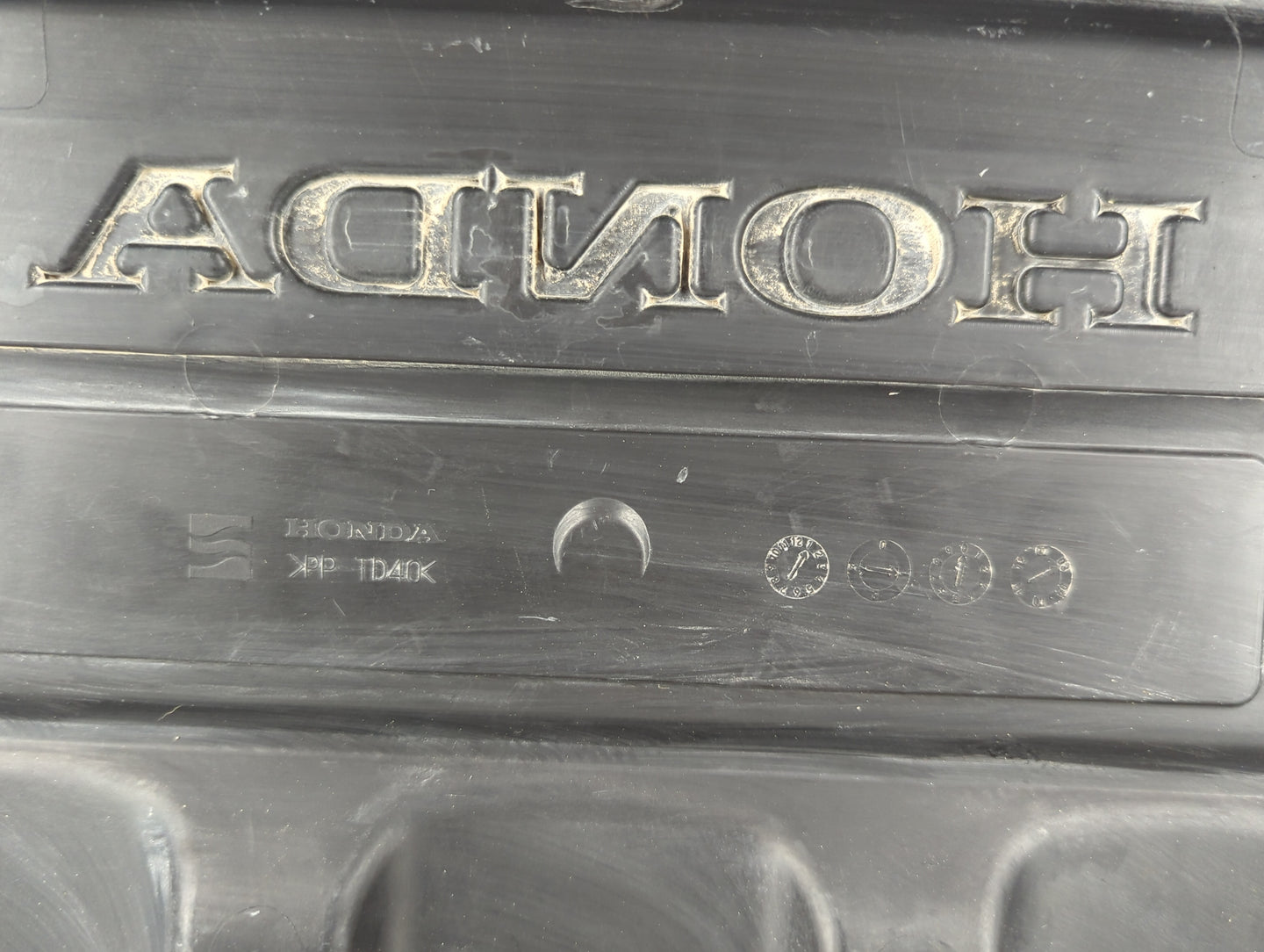 2008 Honda Odyssey Engine Cover - Oemusedautoparts1.com