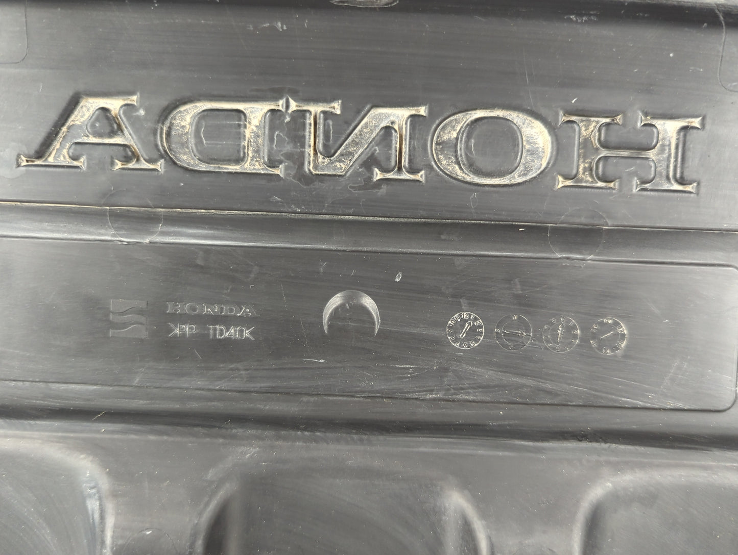 2008 Honda Odyssey Engine Cover - Oemusedautoparts1.com