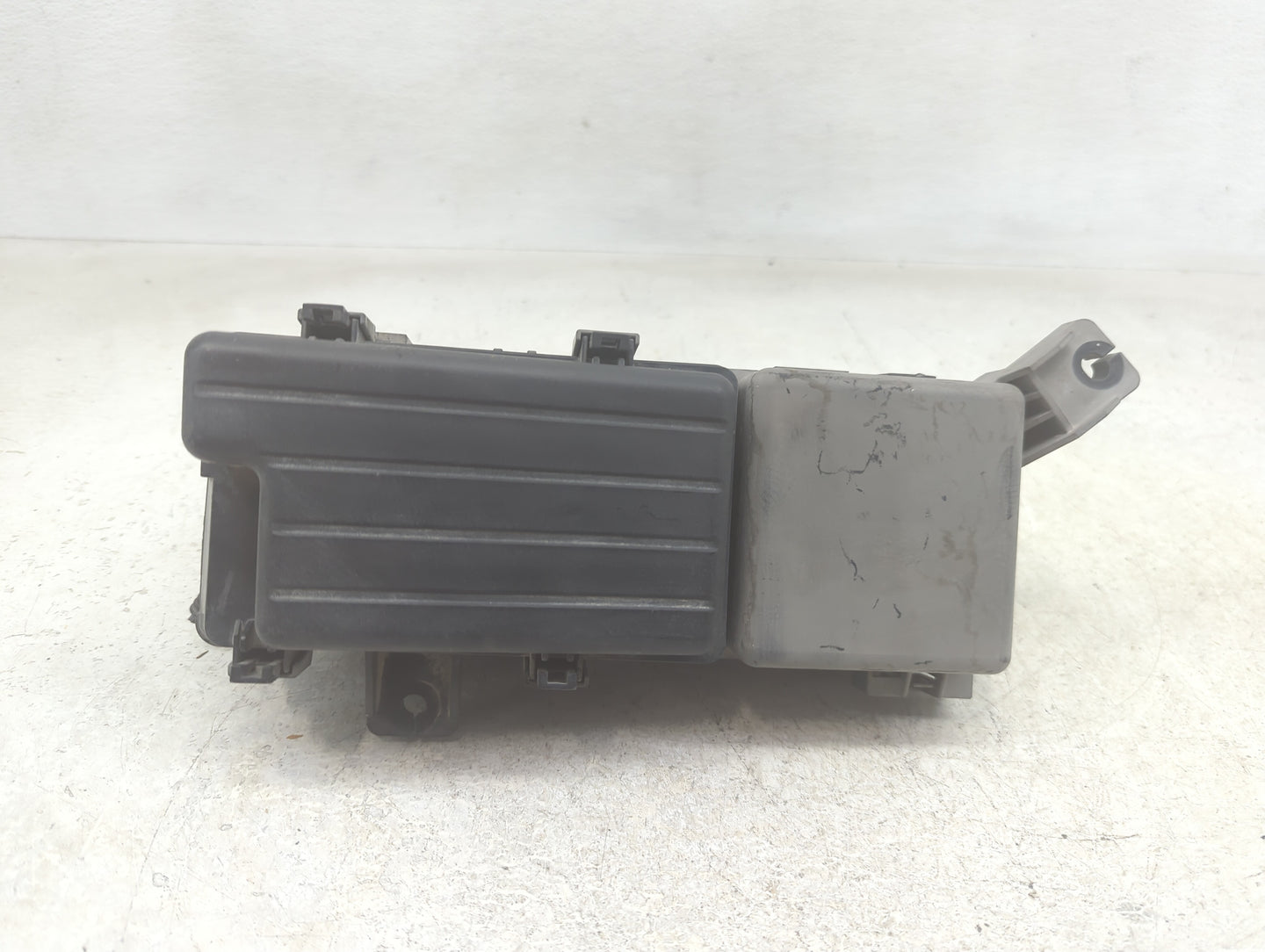 2005-2010 Honda Odyssey Fusebox Fuse Box Panel Relay Module Fits Fits 2005 2006 2007 2008 2009 2010 OEM Used Auto Parts - Oe