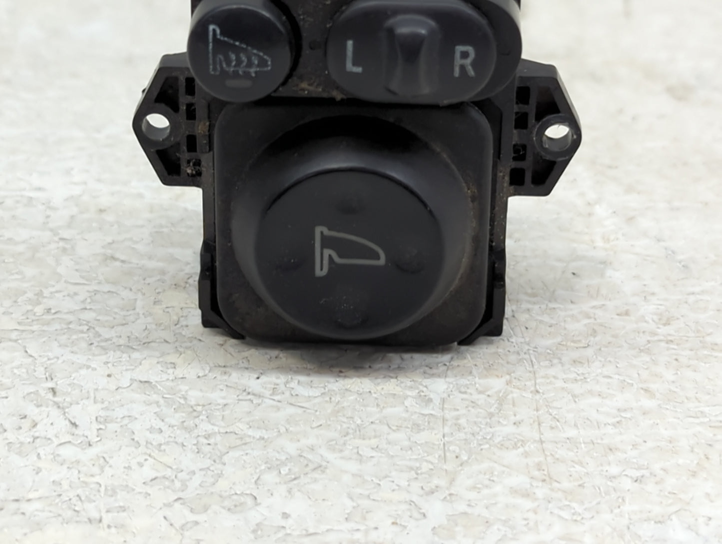 2005-2010 Honda Odyssey Driver Left Door Mirror Power Switch Shj A210 M1 - Oemusedautoparts1.com