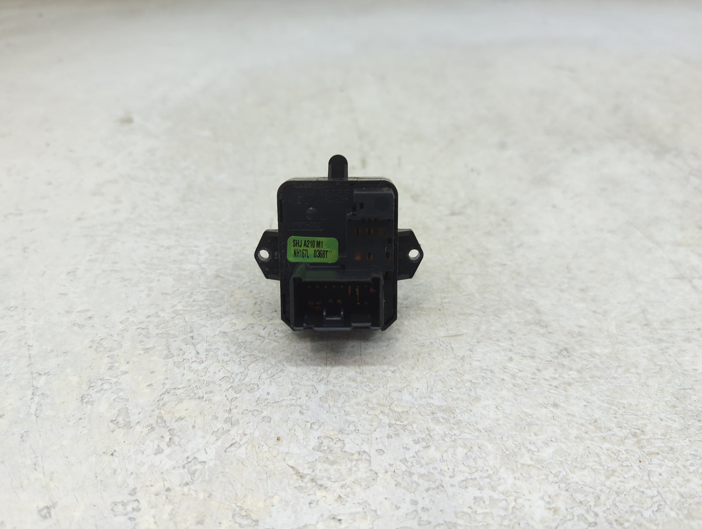2005-2010 Honda Odyssey Driver Left Door Mirror Power Switch Shj A210 M1 - Oemusedautoparts1.com