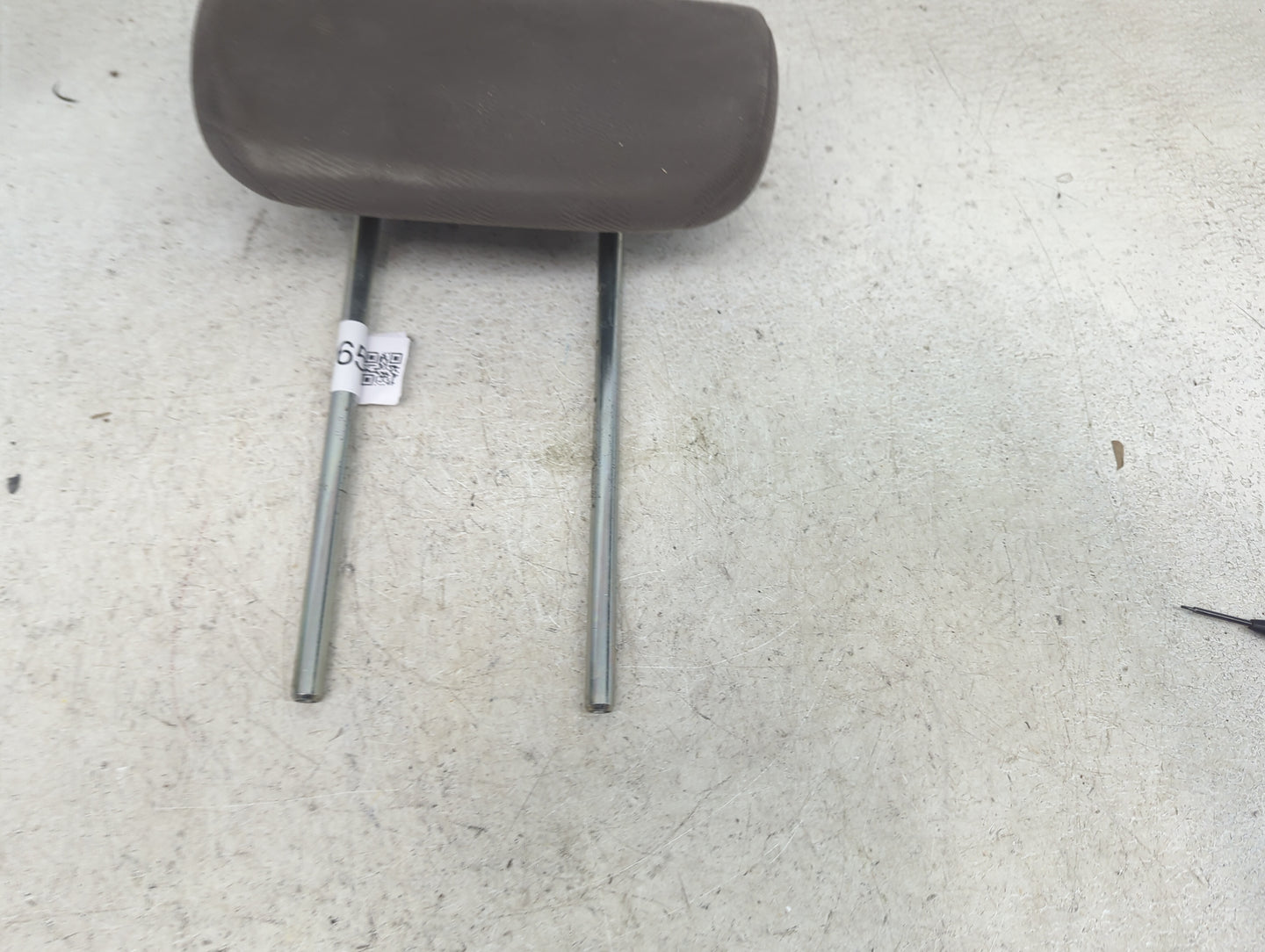 2008 Honda Odyssey Headrest Head Rest Front Passenger Seat Dark Brown - Oemusedautoparts1.com