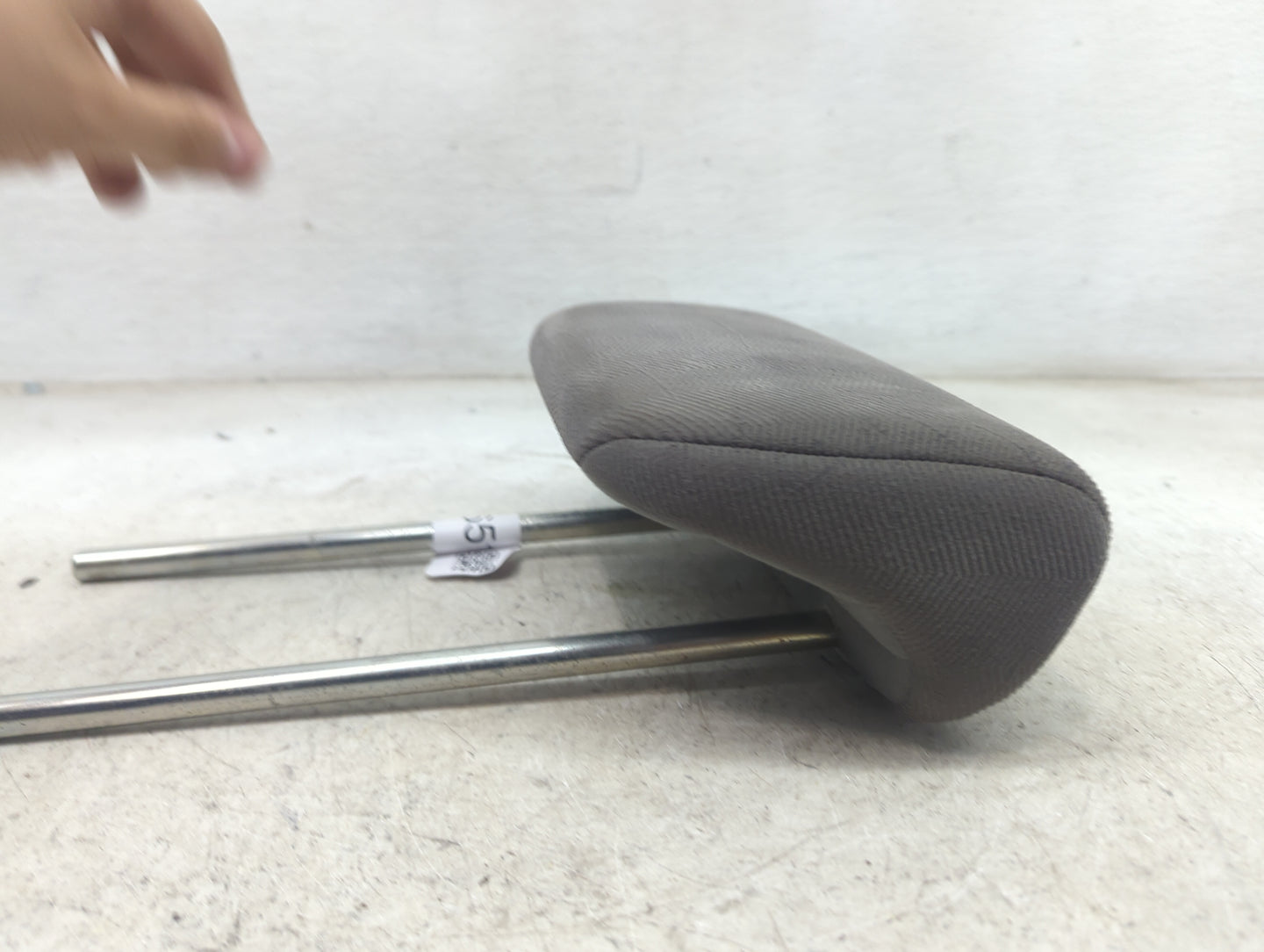 2008 Honda Odyssey Headrest Head Rest Rear Seat Fits OEM Used Auto Parts - Oemusedautoparts1.com