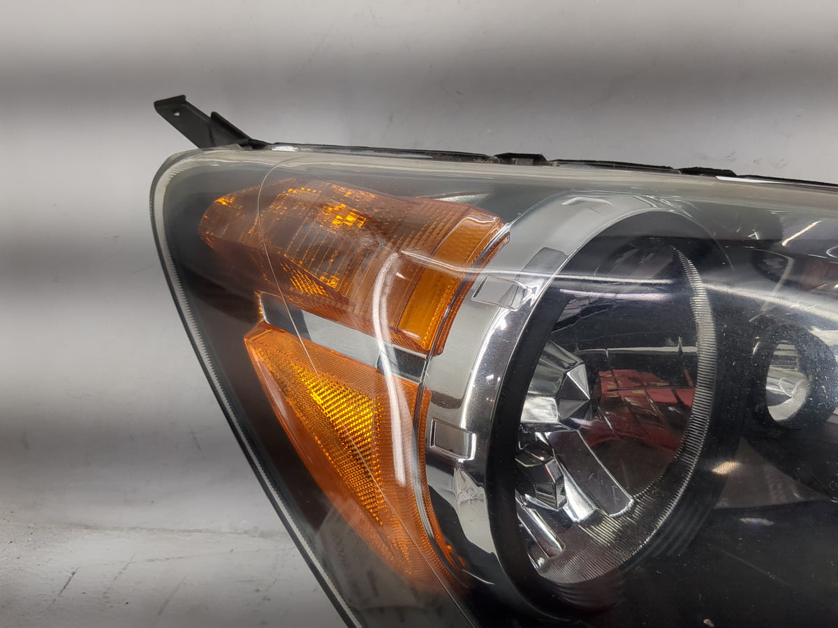 2008-2010 Honda Odyssey Passenger Right Oem Head Light Headlight Lamp 1500981 - Oemusedautoparts1.com
