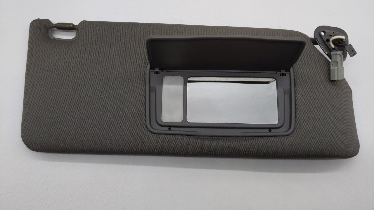 2006-2010 Honda Odyssey Sun Visor Shade Replacement Passenger Right Mirror Fits Fits 2006 2007 2008 2009 2010 OEM Used Auto 