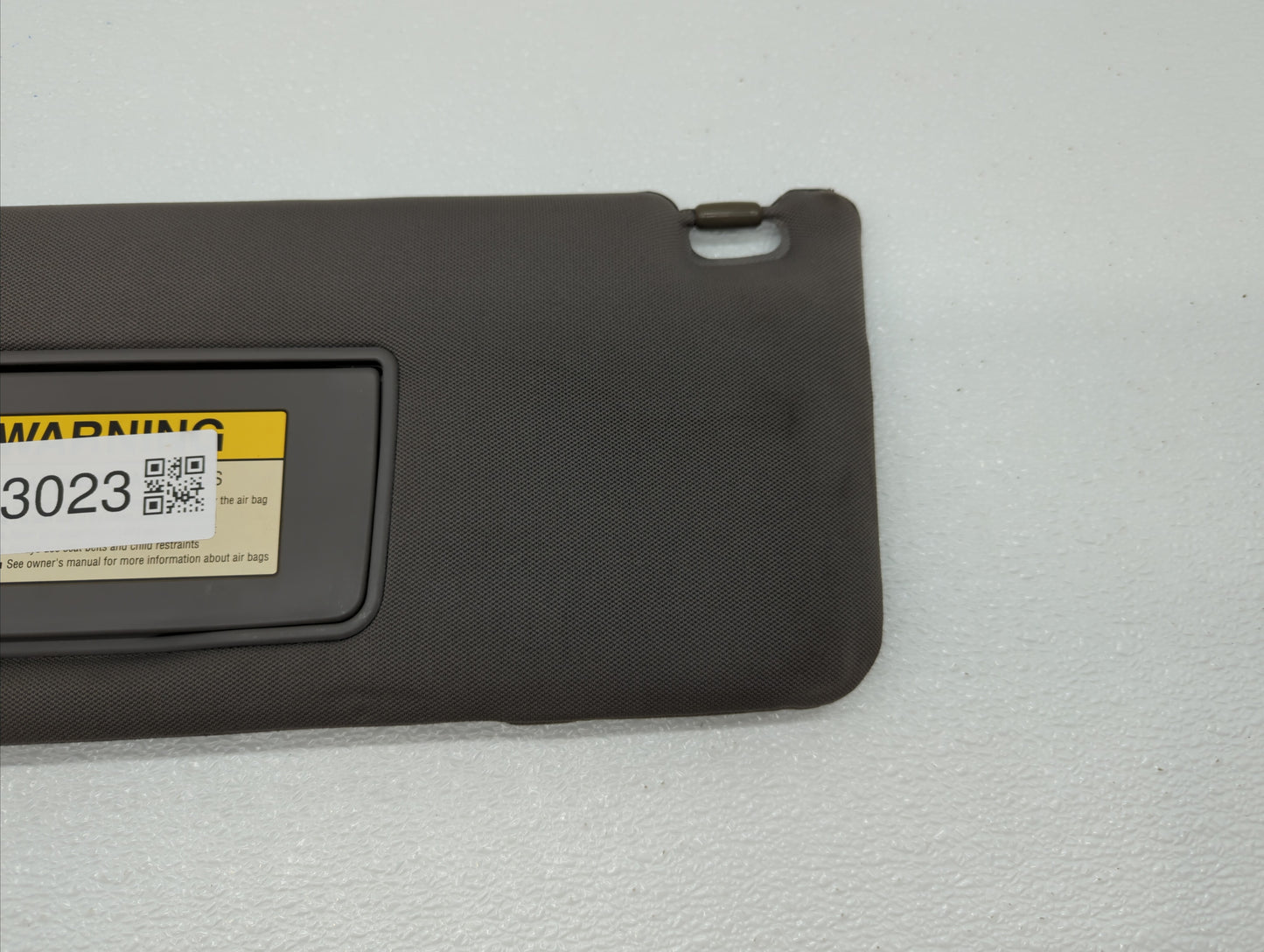 2006-2010 Honda Odyssey Sun Visor Shade Replacement Driver Left Mirror Fits Fits 2006 2007 2008 2009 2010 OEM Used Auto Part