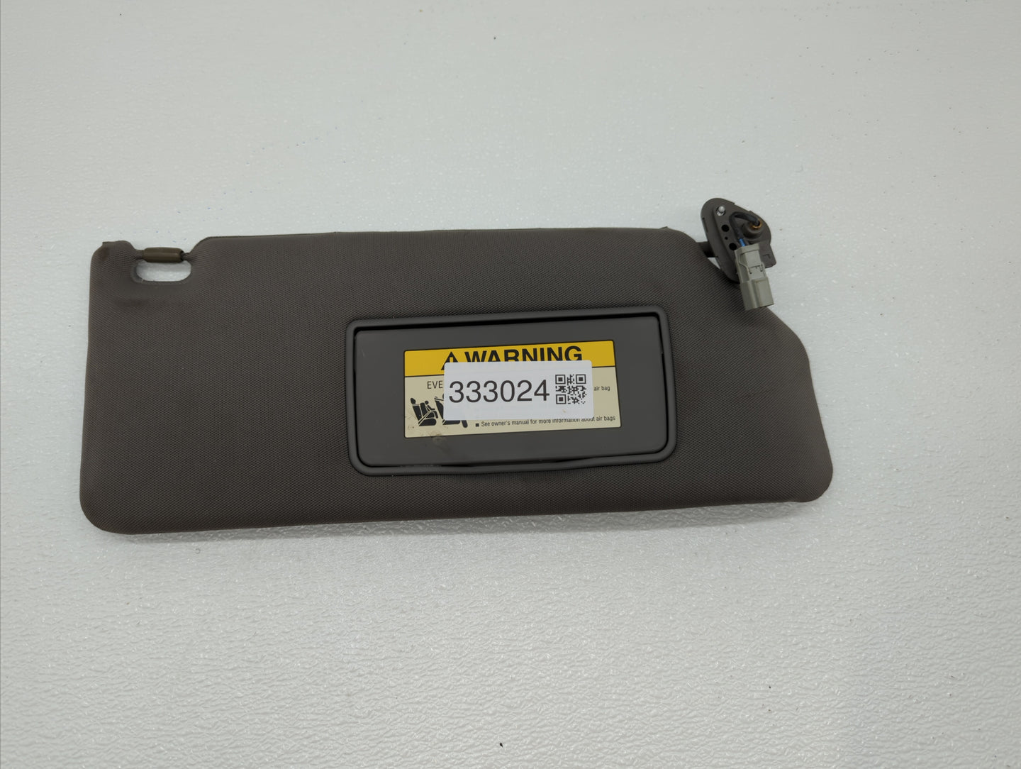 2006-2010 Honda Odyssey Sun Visor Shade Replacement Passenger Right Mirror Fits Fits 2006 2007 2008 2009 2010 OEM Used Auto 