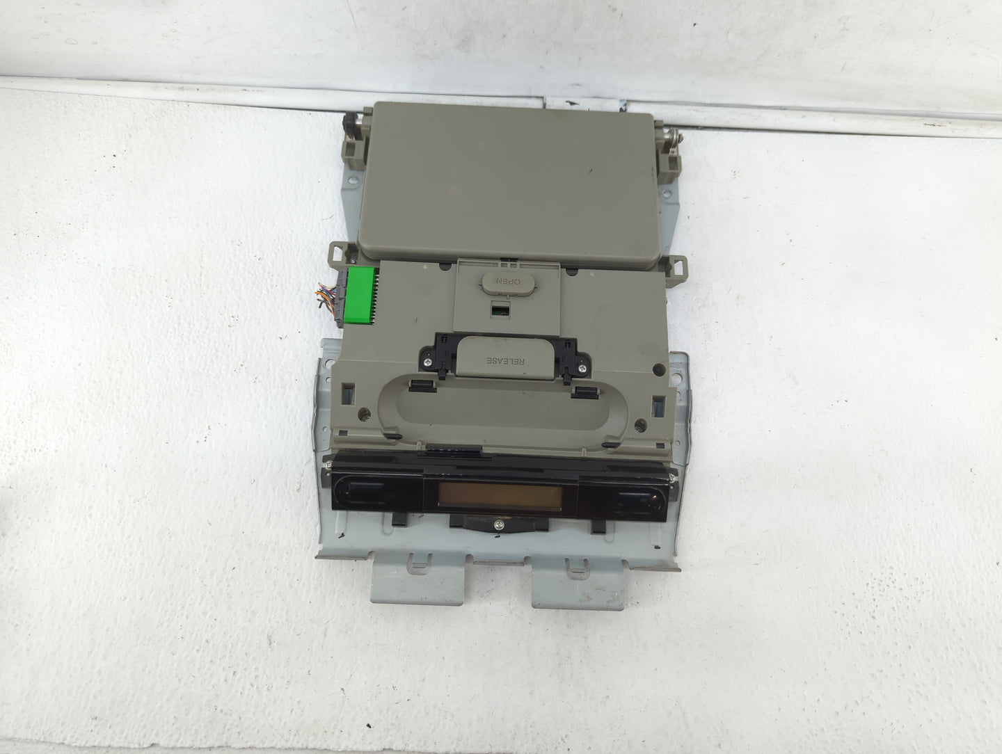 2005-2010 Honda Odyssey Information Display Screen Grey - Oemusedautoparts1.com