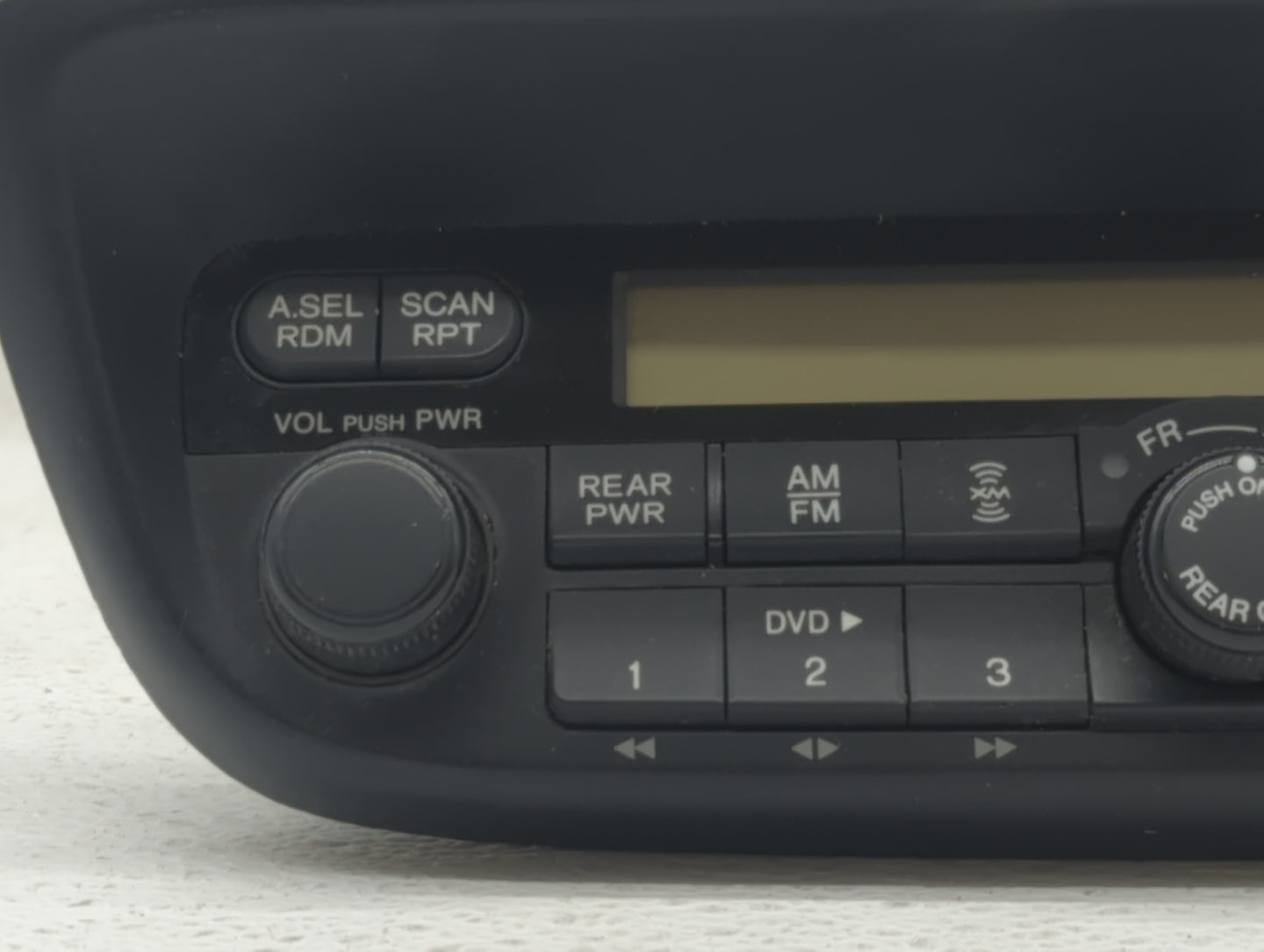 2005-2010 Honda Odyssey Am Fm Cd Player Radio Receiver - Oemusedautoparts1.com