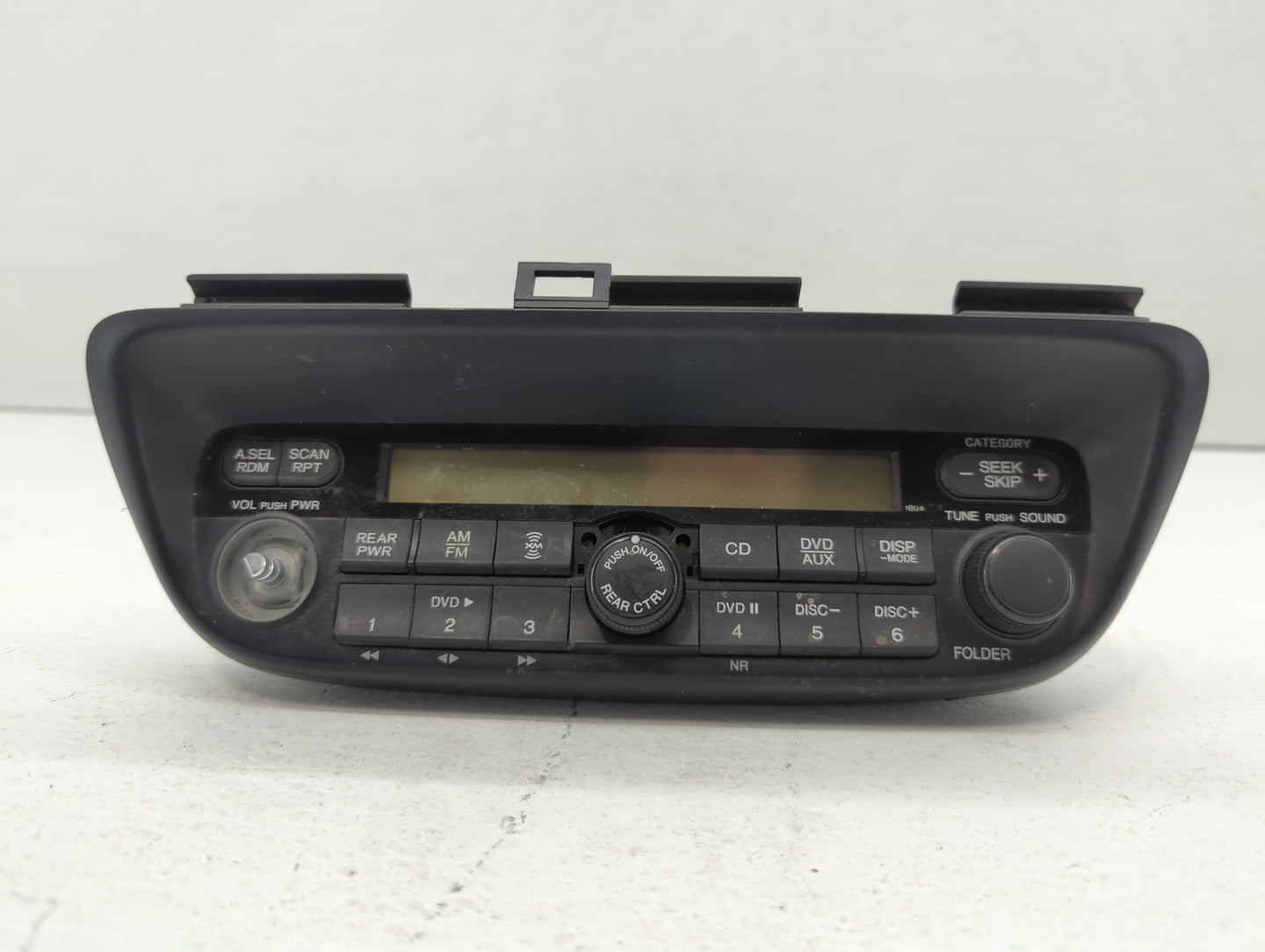 2005-2010 Honda Odyssey Radio AM FM Cd Player Receiver Replacement P/N:39100-SHJ-A310 39100-SHJ-A820 Fits OEM Used Auto Part