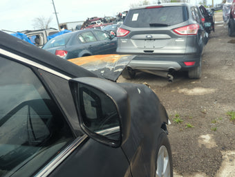 compare product 2008-2010 Honda Odyssey Passenger Side View Mirror - Right Door Mirror OEM Used