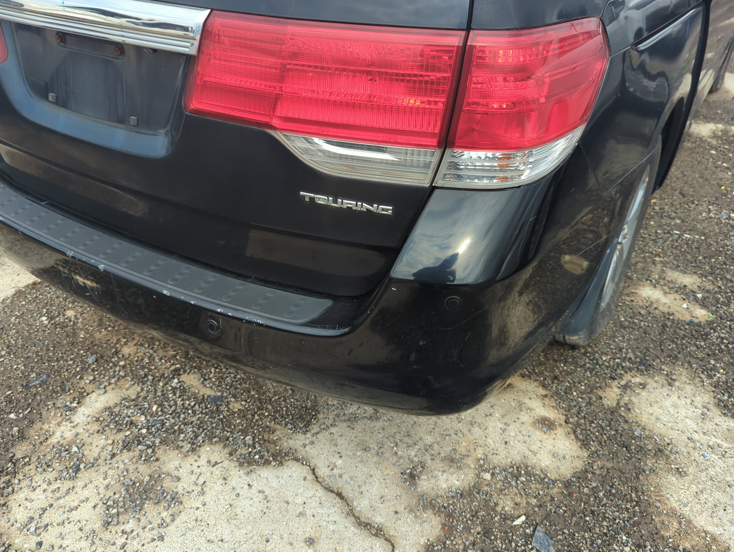 2005-2010 Honda Odyssey Rear Bumper Assembly Oem - Oemusedautoparts1.com