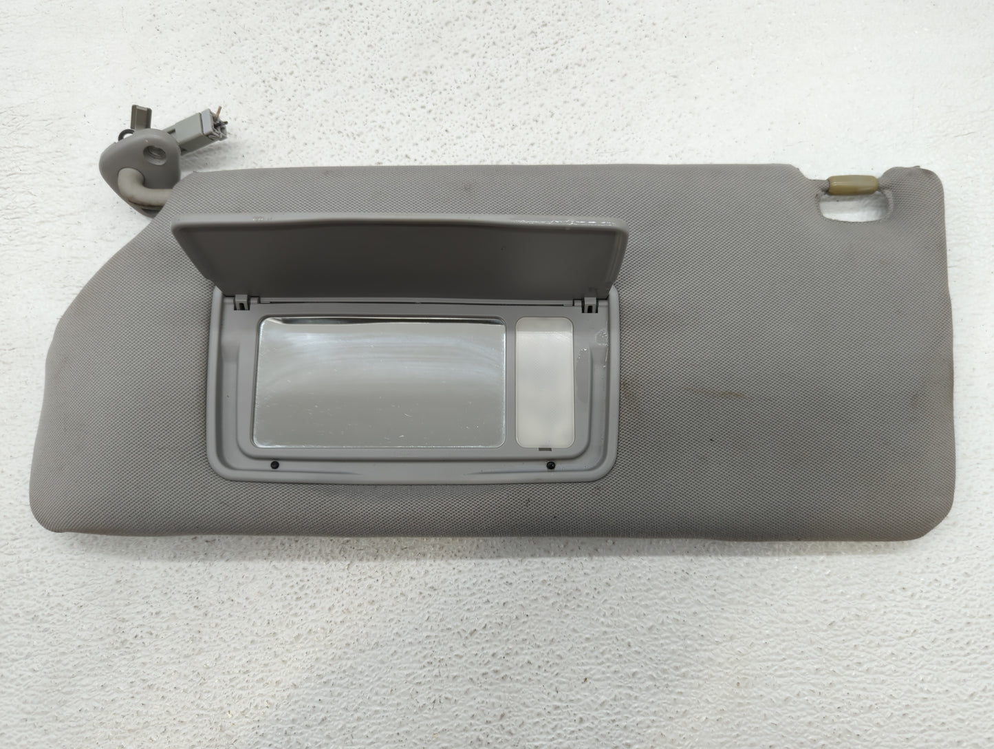 2006-2010 Honda Odyssey Sun Visor Shade Replacement Driver Left Mirror Fits Fits 2006 2007 2008 2009 2010 OEM Used Auto Part