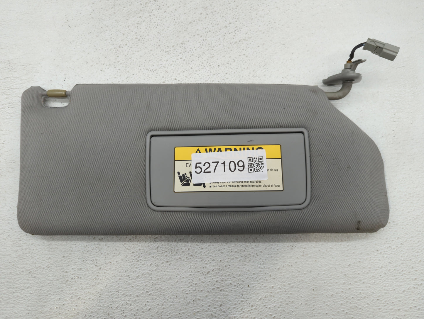 2006-2010 Honda Odyssey Sun Visor Shade Replacement Passenger Right Mirror Fits Fits 2006 2007 2008 2009 2010 OEM Used Auto 