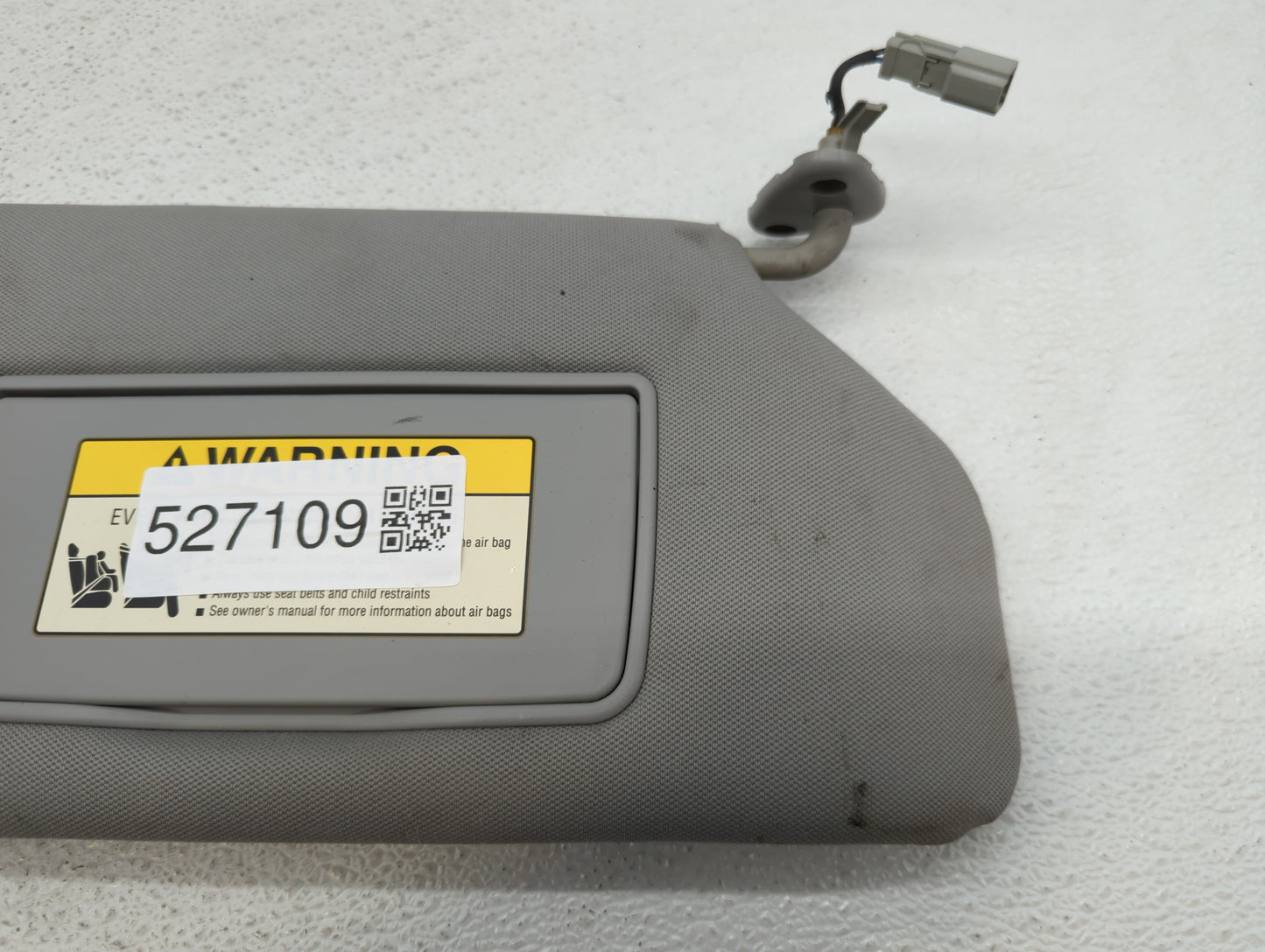 2006-2010 Honda Odyssey Sun Visor Shade Replacement Passenger Right Mirror Fits Fits 2006 2007 2008 2009 2010 OEM Used Auto 