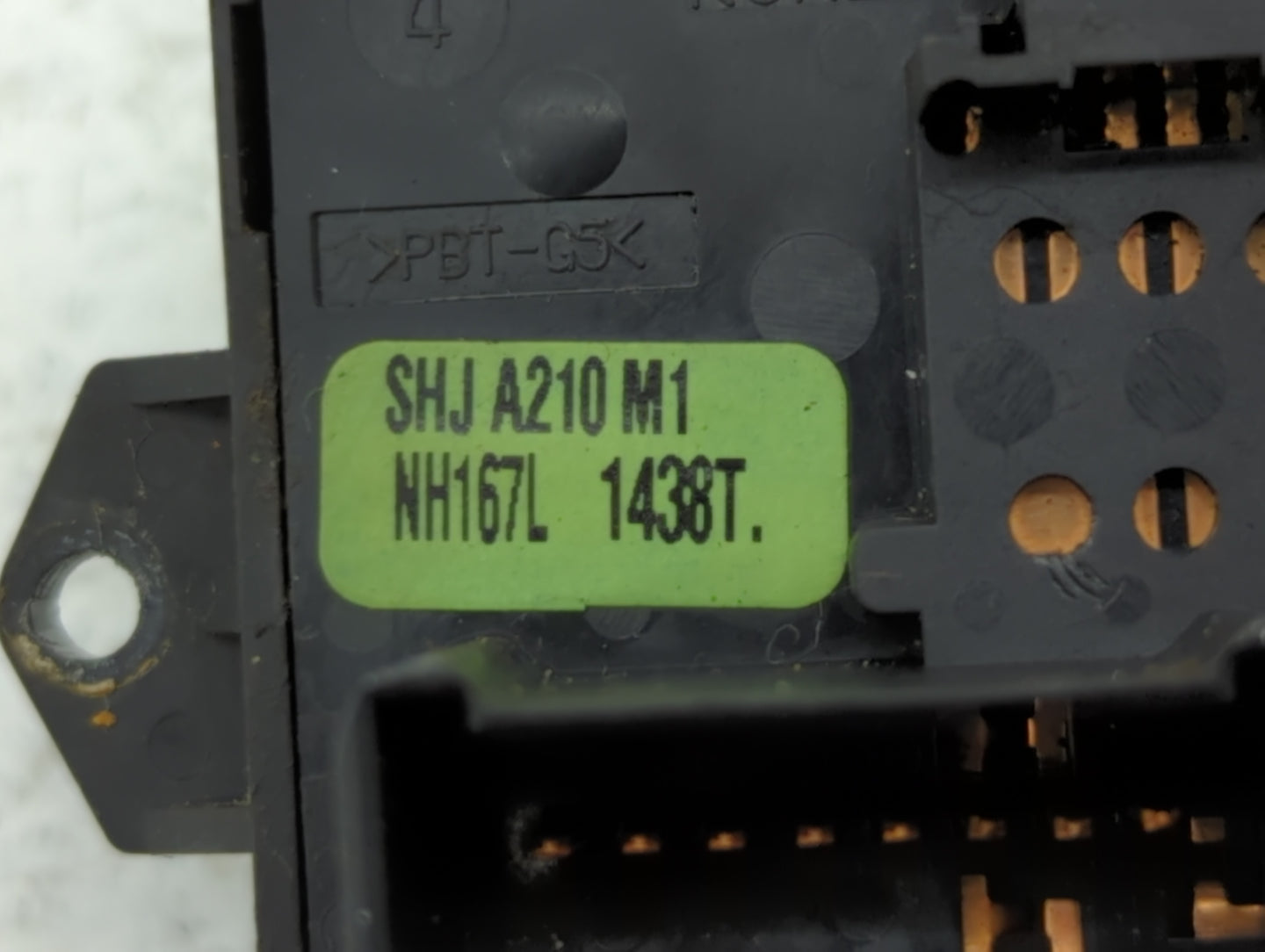 2005-2010 Honda Odyssey Master Power Window Switch Replacement Driver Side Left P/N:SHJ A210 M1 Fits OEM Used Auto Parts - O