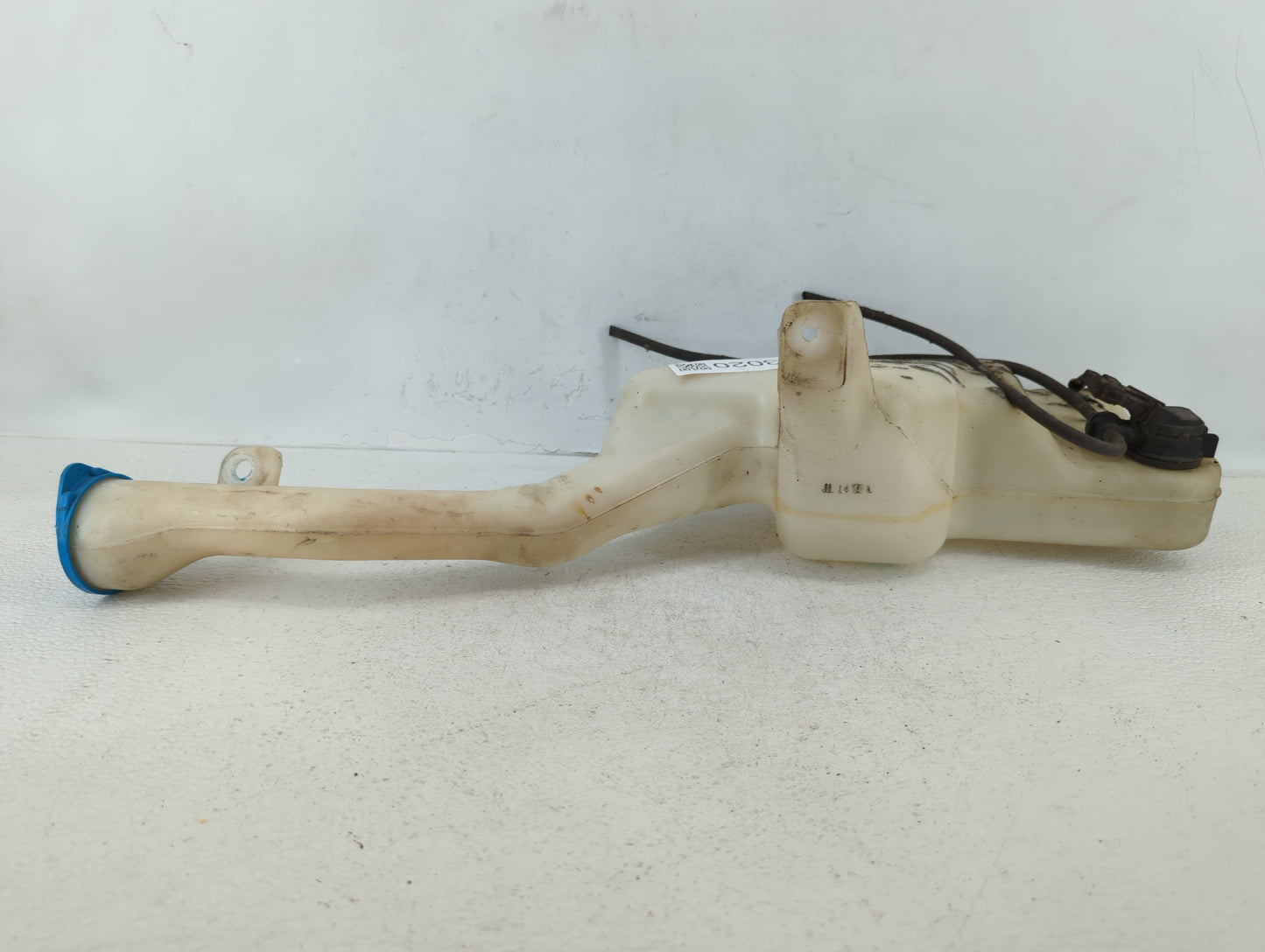2005-2010 Honda Odyssey Windshield Washer Fluid Reservoir Bottle Oem - Oemusedautoparts1.com