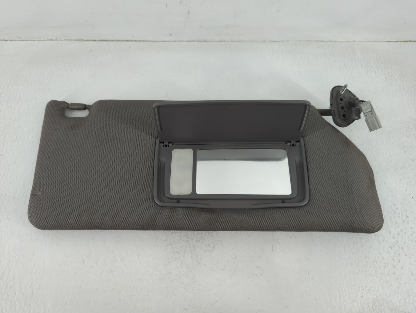 2006-2010 Honda Odyssey Sun Visor Shade Replacement Passenger Right Mirror Fits Fits 2006 2007 2008 2009 2010 OEM Used Auto 