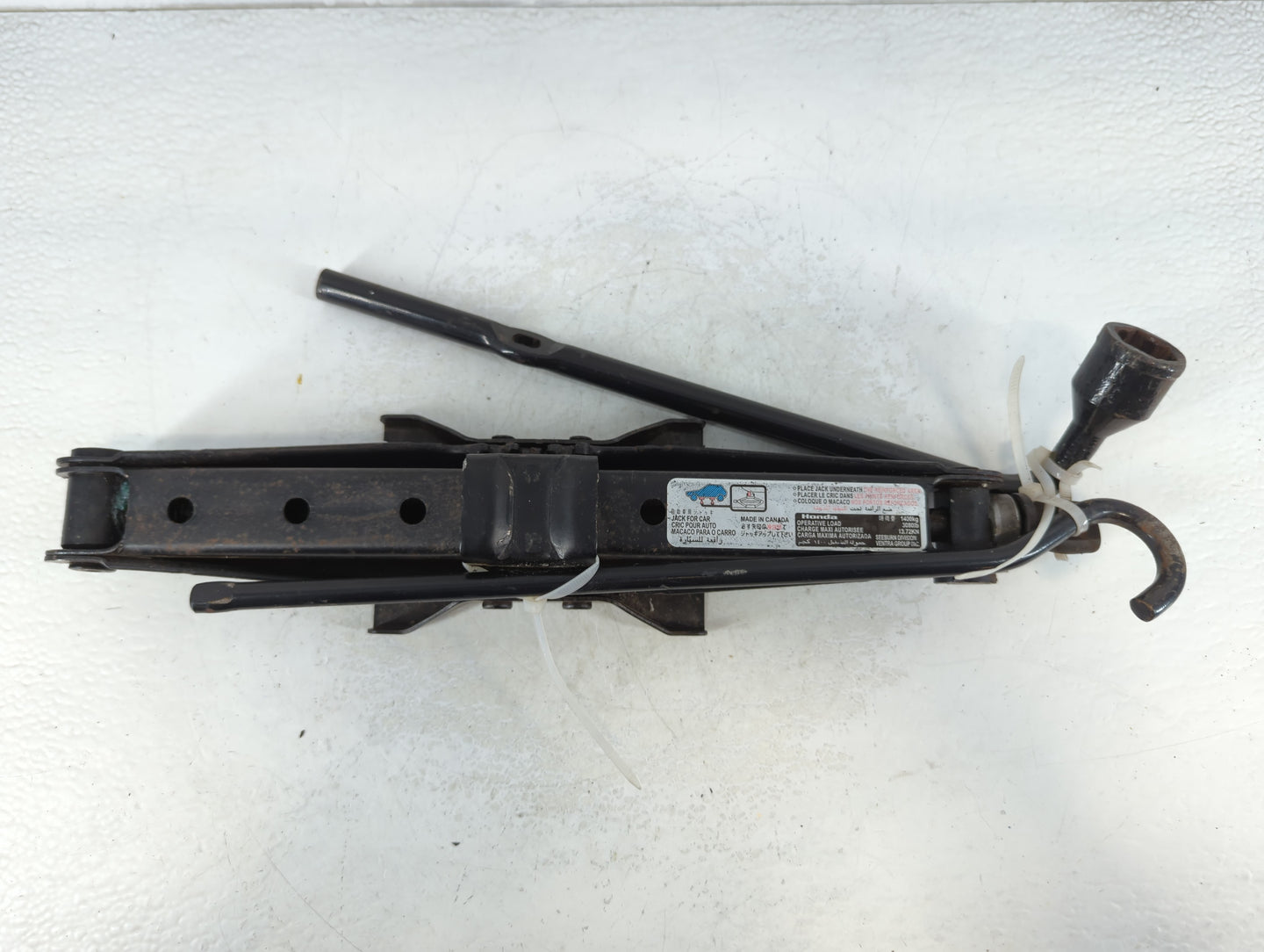 2008 Honda Odyssey Spare Scissor Car Jack 883330 - Oemusedautoparts1.com