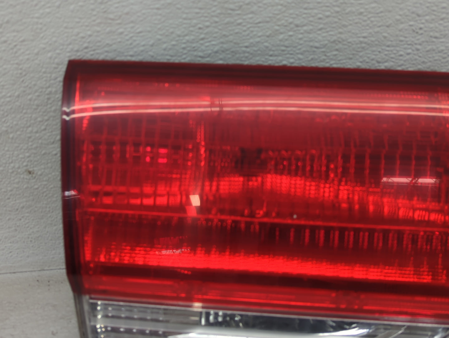 2008 Honda Odyssey Driver Left Side Tail Light Taillight Deck Lid Mounted - Oemusedautoparts1.com