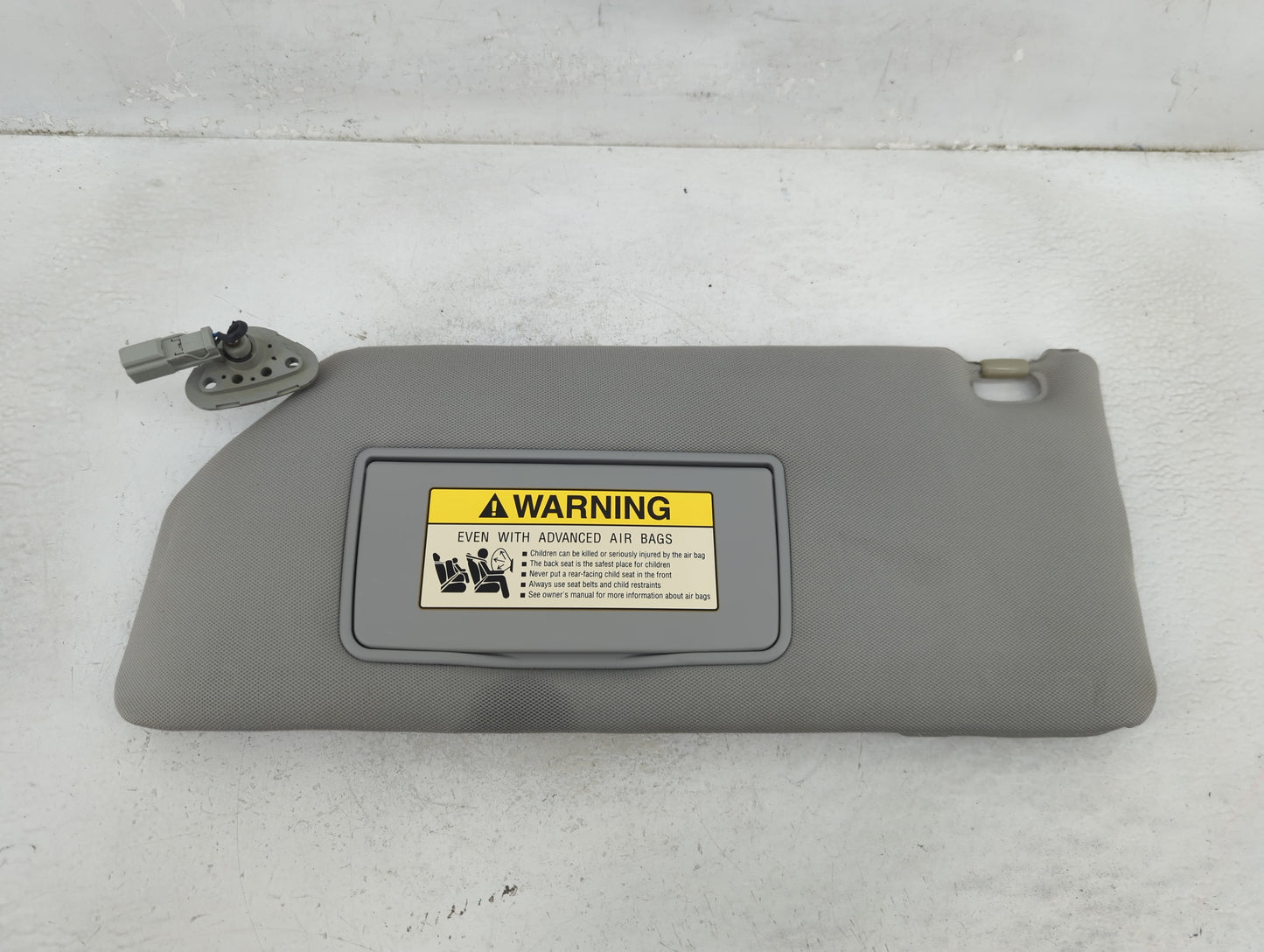 2006-2010 Honda Odyssey Sun Visor Shade Replacement Driver Left Mirror Fits Fits 2006 2007 2008 2009 2010 OEM Used Auto Part