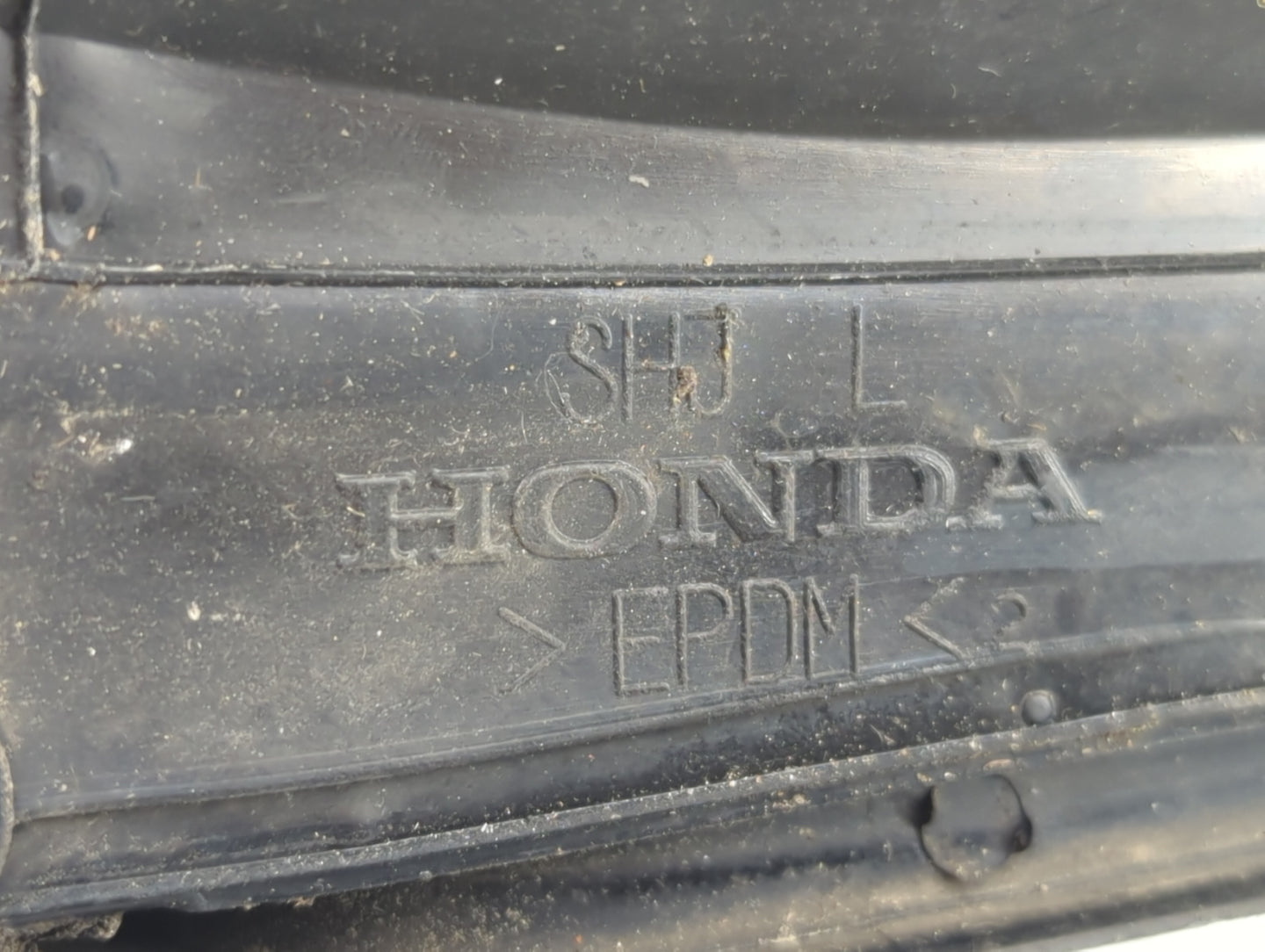 2005-2010 Honda Odyssey Driver Left Side View Manual Door Mirror Black - Oemusedautoparts1.com