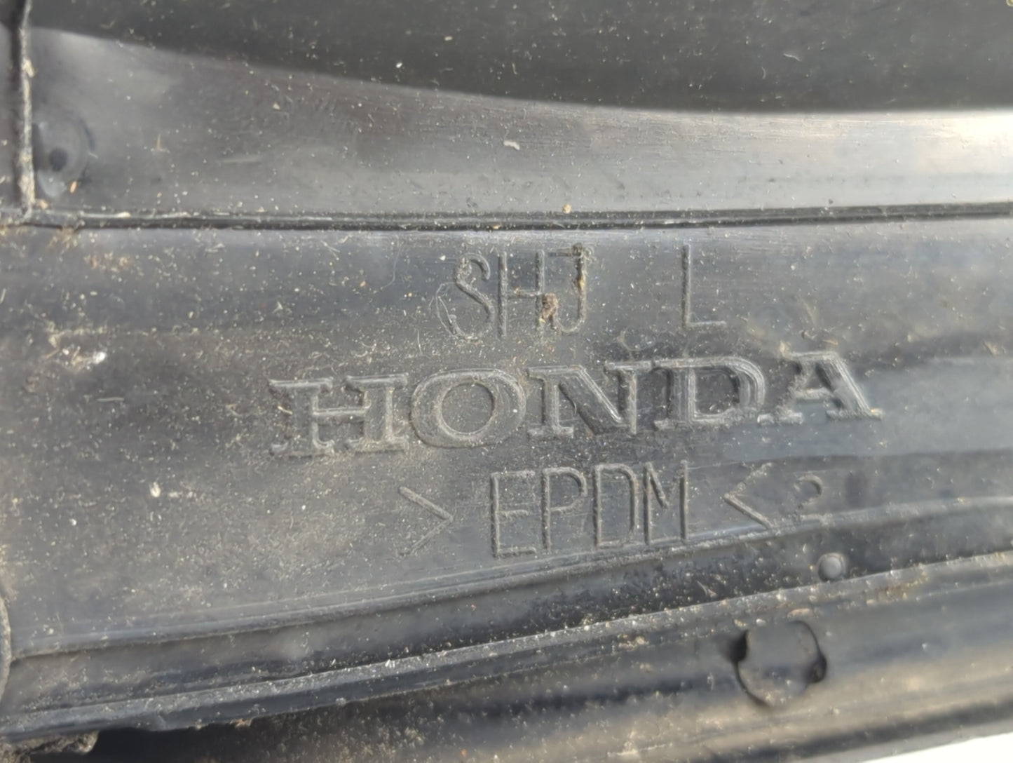 2005-2010 Honda Odyssey Driver Left Side View Manual Door Mirror Black - Oemusedautoparts1.com