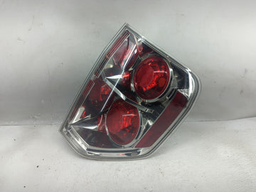 2006-2008 Honda Pilot Tail Light Assembly Passenger Right OEM P/N:P5522 P2377 Fits Fits 2006 2007 2008 OEM Used Auto Parts -