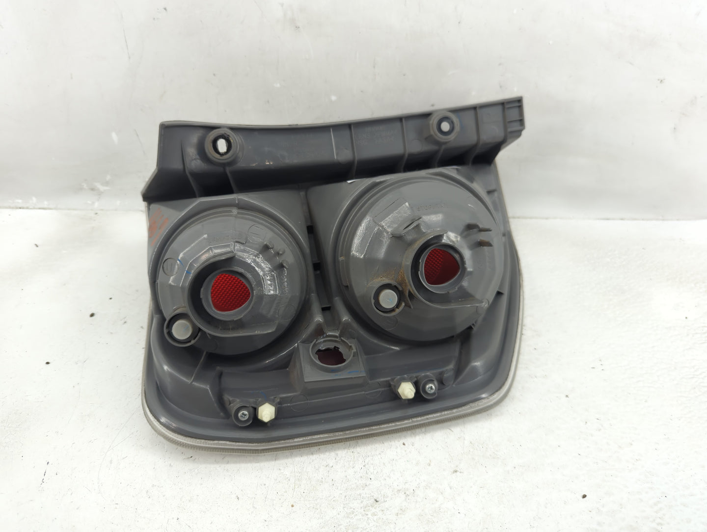 2006-2008 Honda Pilot Tail Light Assembly Passenger Right OEM P/N:P5522 P2377 Fits Fits 2006 2007 2008 OEM Used Auto Parts -