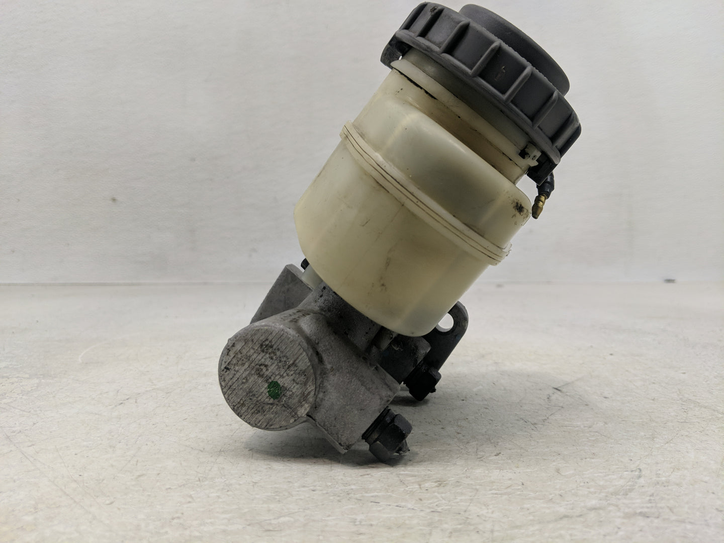 2003-2008 Honda Pilot Brake Master Cylinder - Oemusedautoparts1.com