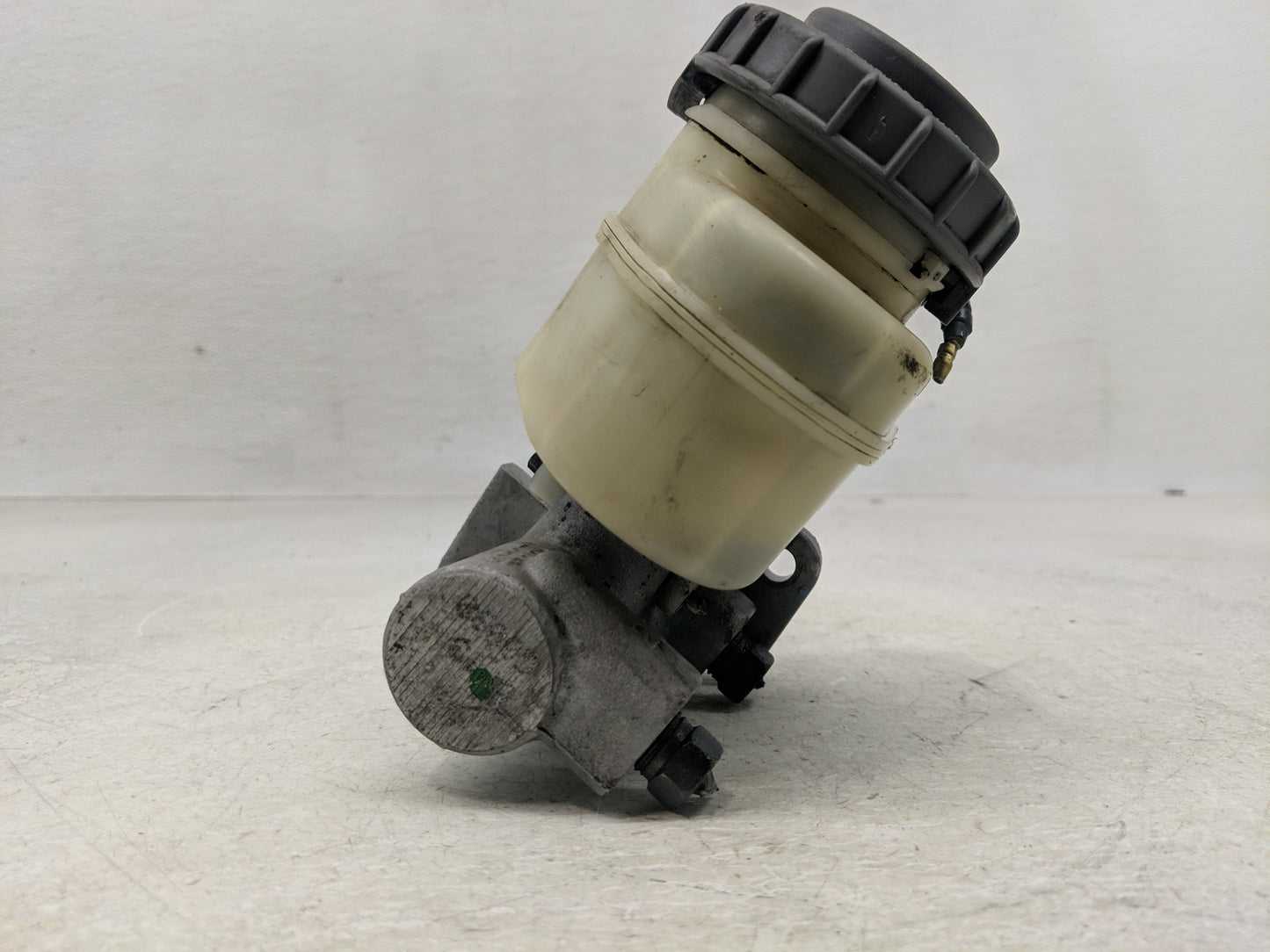 2003-2008 Honda Pilot Brake Master Cylinder - Oemusedautoparts1.com
