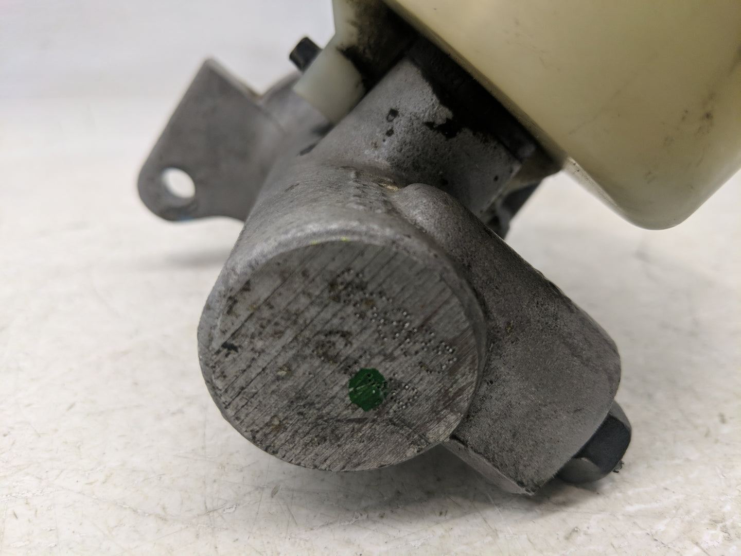 2003-2008 Honda Pilot Brake Master Cylinder - Oemusedautoparts1.com