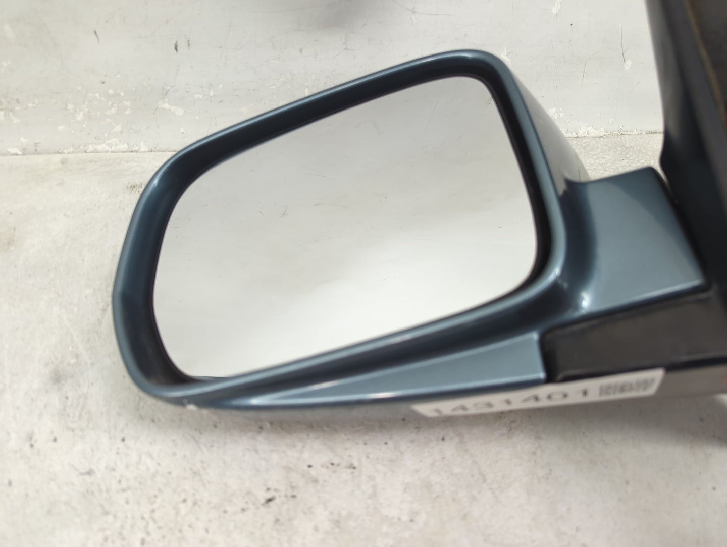 2003-2008 Honda Pilot Driver Side View Mirror - Left Door Mirror OEM Used - Oemusedautoparts1.com