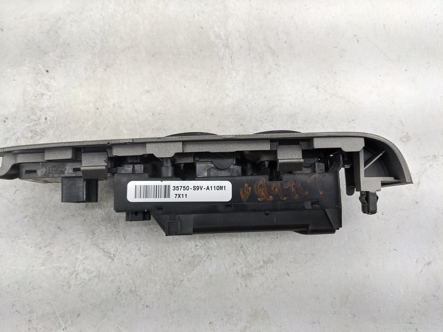 2006-2008 Honda Pilot Master Power Window Switch Replacement Driver Side Left P/N:83560S9VA110M1 35750-S9V-A110M1 Fits OEM U