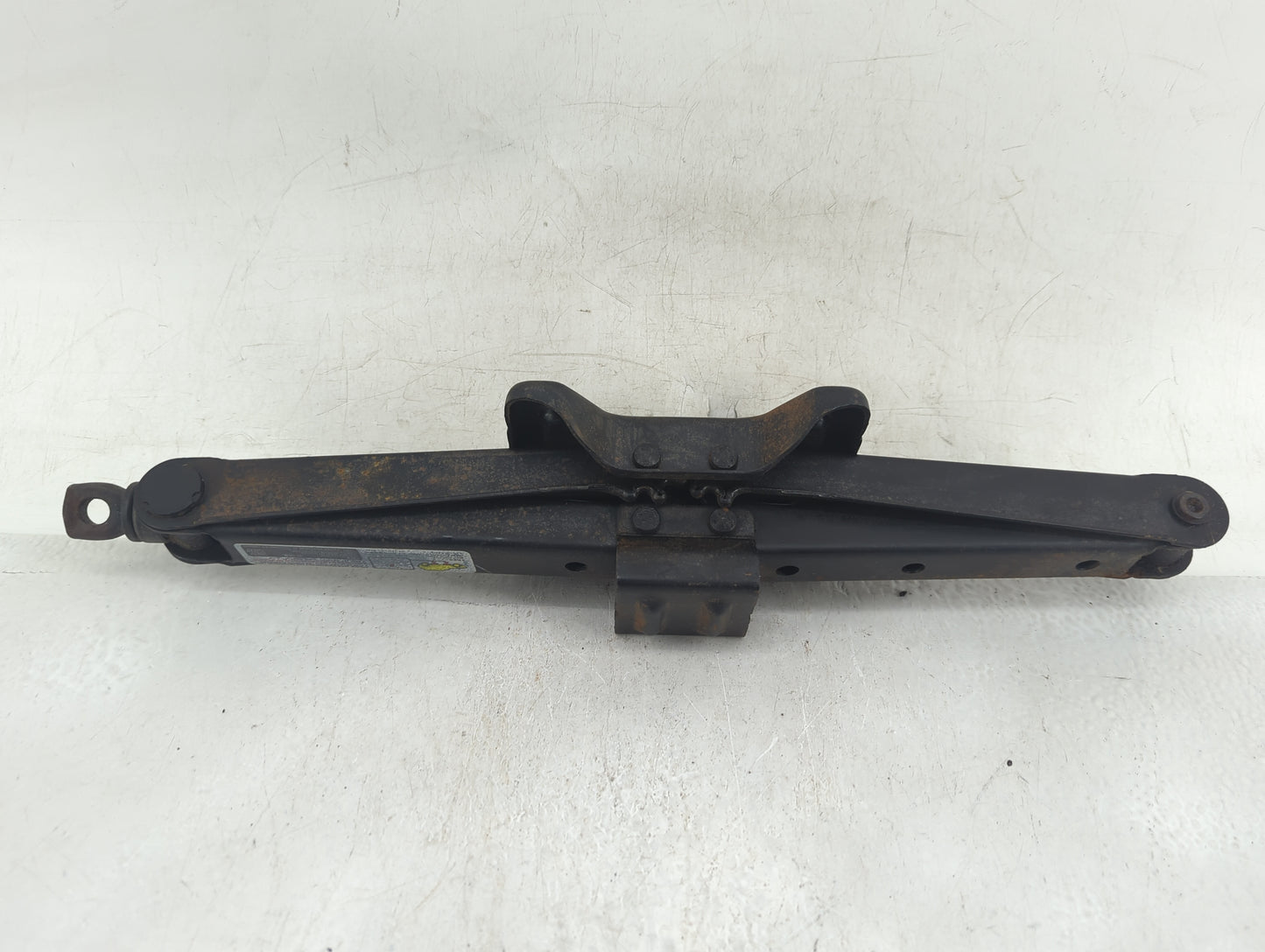 2008 Honda Pilot Spare Scissor Car Jack - Oemusedautoparts1.com