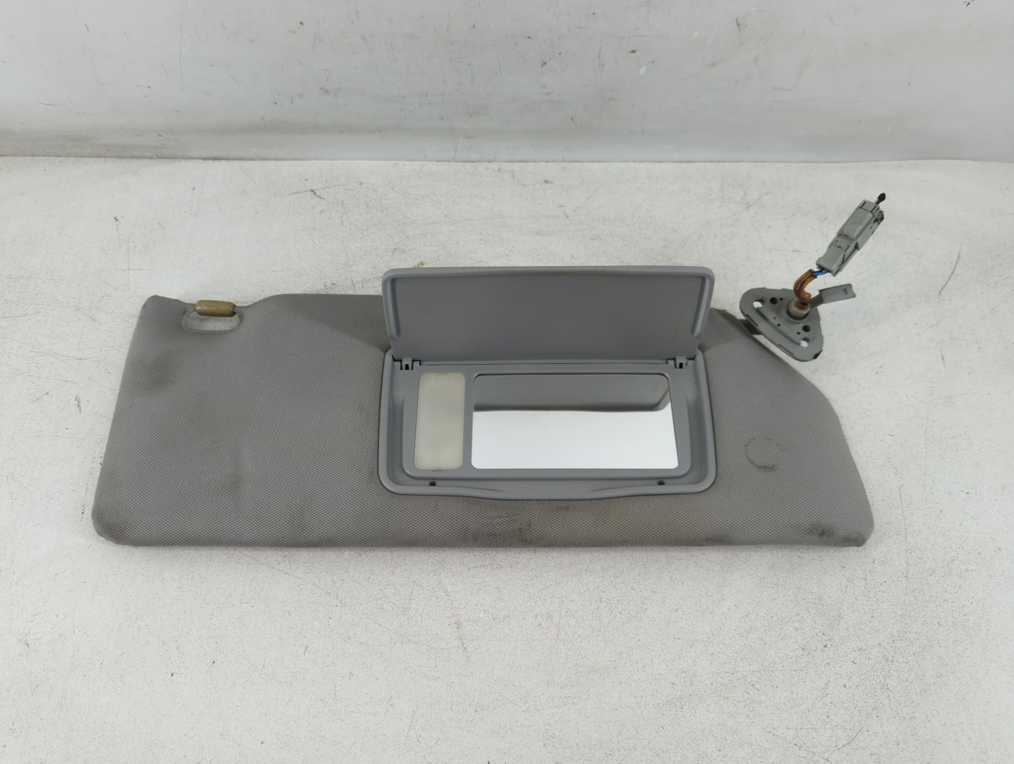 2007-2014 Honda Ridgeline Sun Visor Shade Replacement Passenger Right Mirror Fits Fits 2007 2008 2009 2010 2011 2012 2013 20