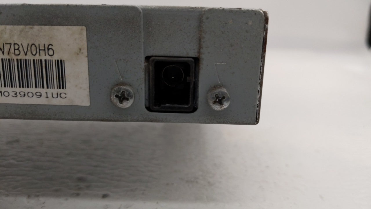 2007-2014 Honda Ridgeline Am Fm Cd Player Radio Receiver - Oemusedautoparts1.com