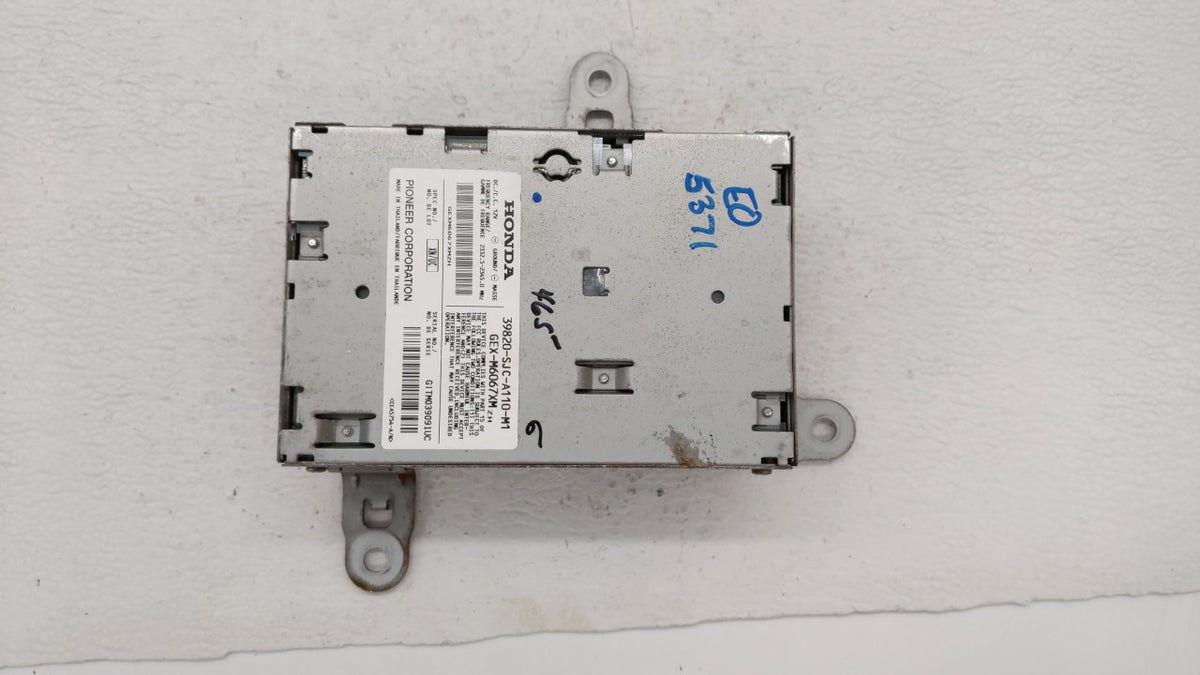 2007-2014 Honda Ridgeline Am Fm Cd Player Radio Receiver 131564 - Oemusedautoparts1.com