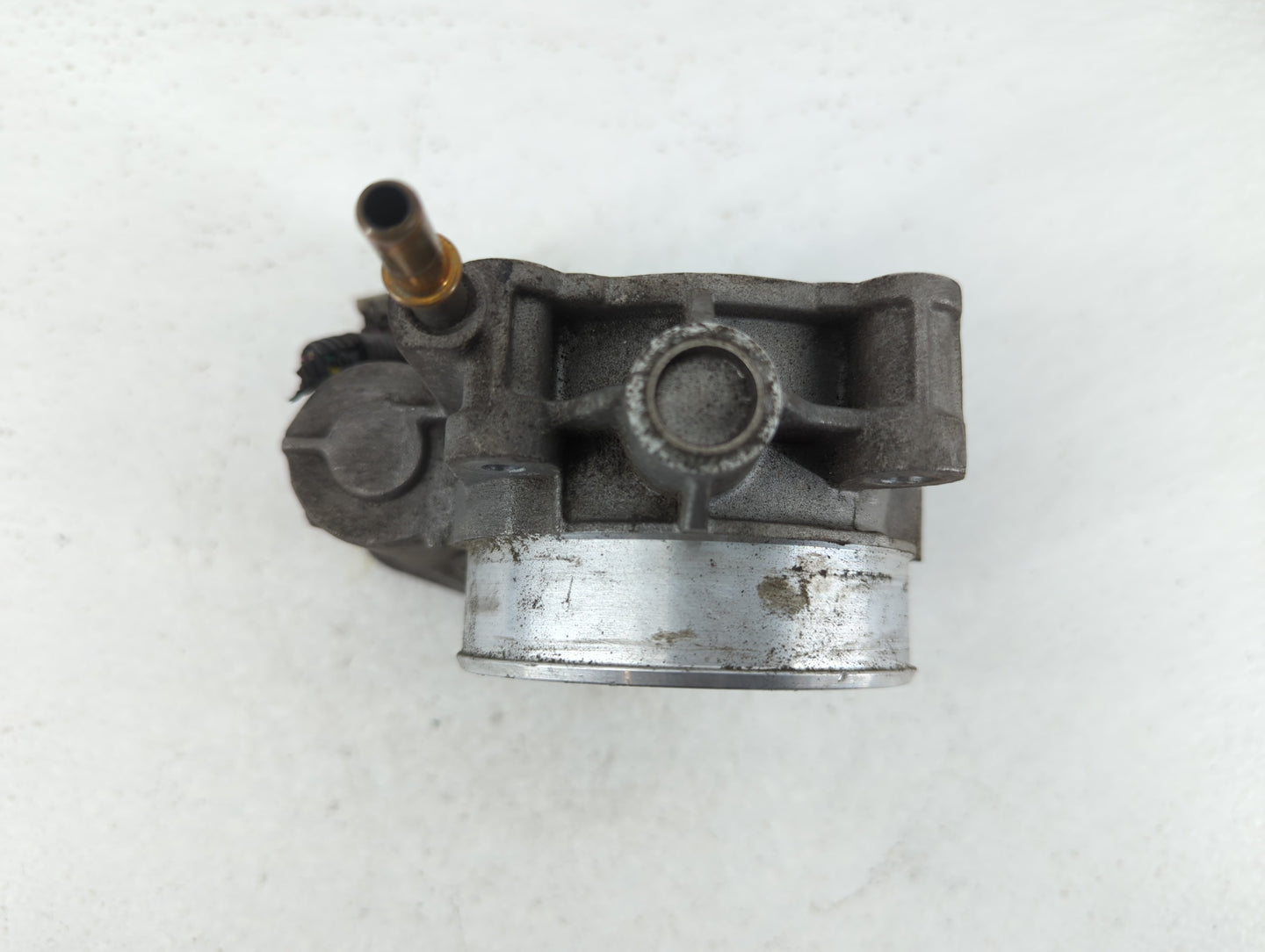 2008 Hummer H3 Throttle Body Fits OEM Used Auto Parts - Oemusedautoparts1.com