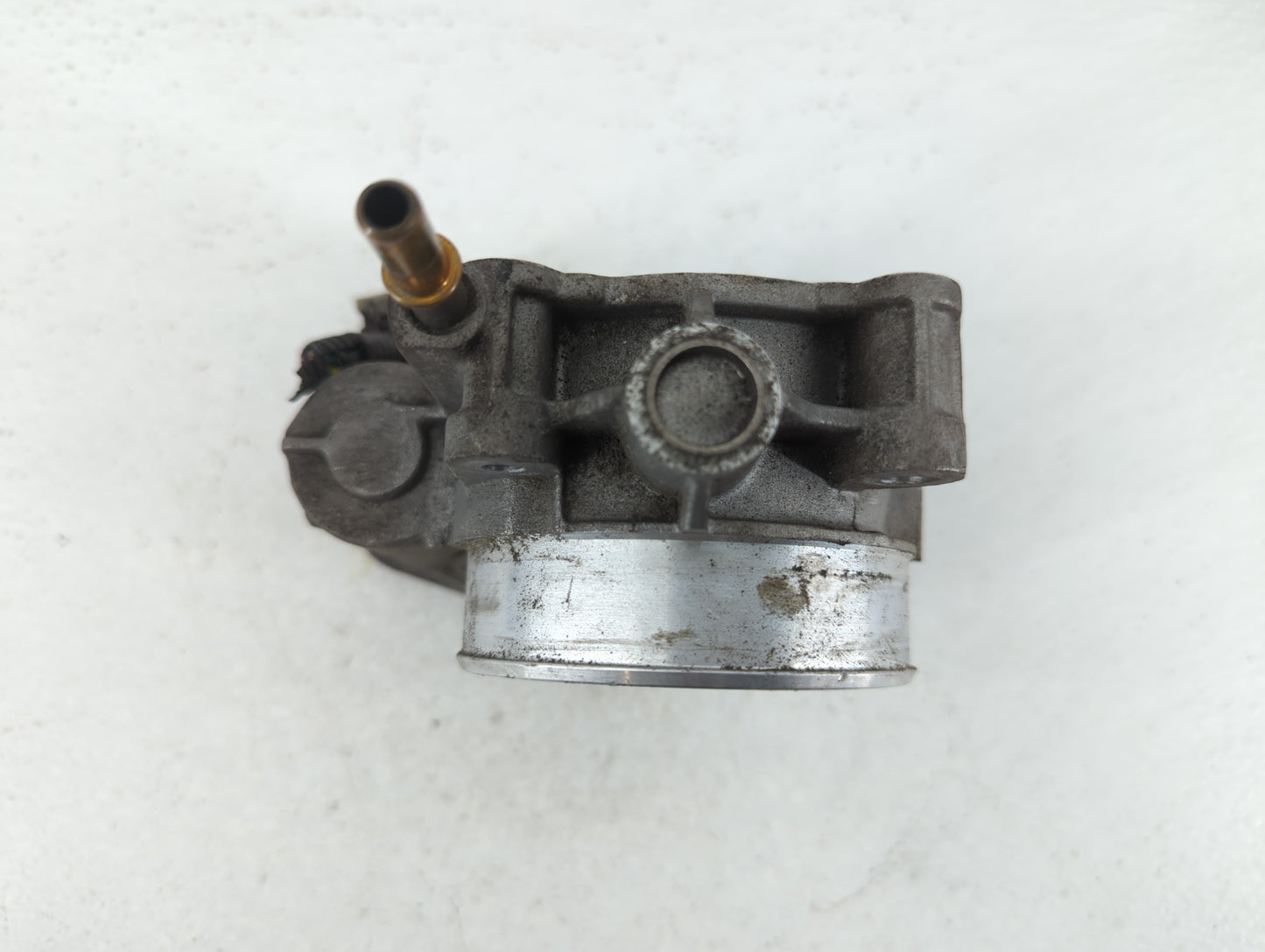 2008 Hummer H3 Throttle Body Fits OEM Used Auto Parts - Oemusedautoparts1.com