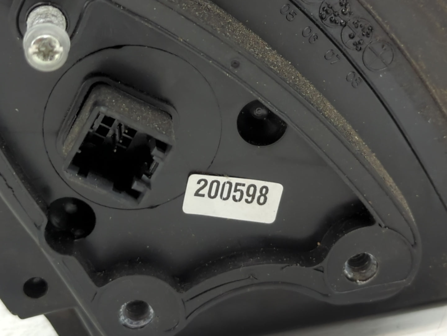 2008-2009 Hyundai Accent Driver Side View Mirror - Left Door Mirror OEM Used - Oemusedautoparts1.com